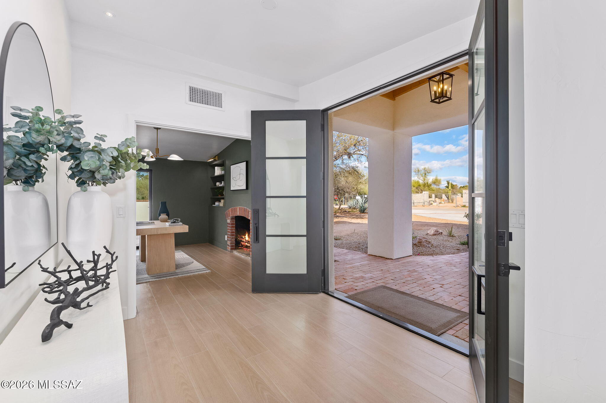 602 S Vía Guadalupe