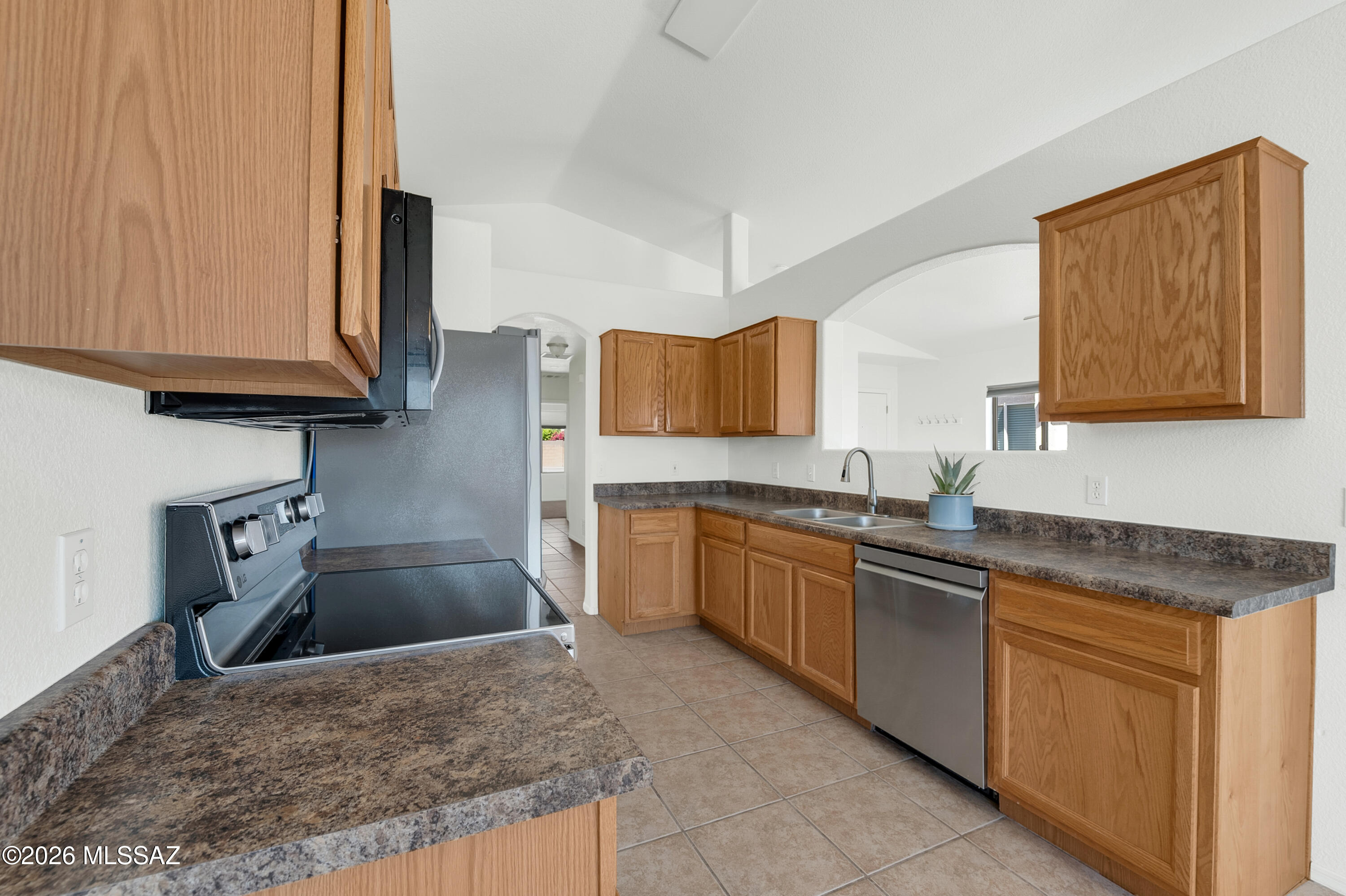 9008 N School Hill Drive