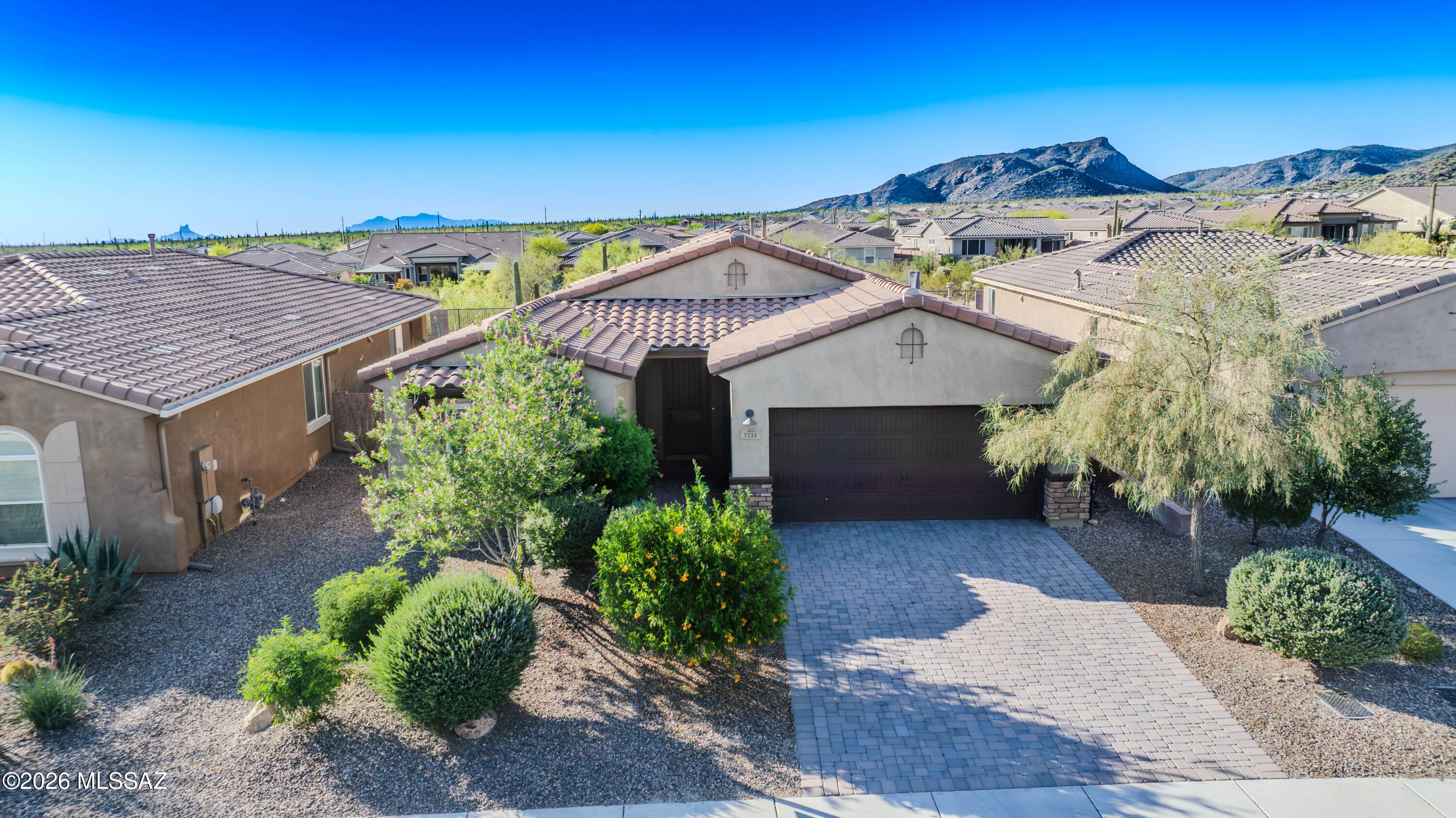 7738 W Laurel Lane