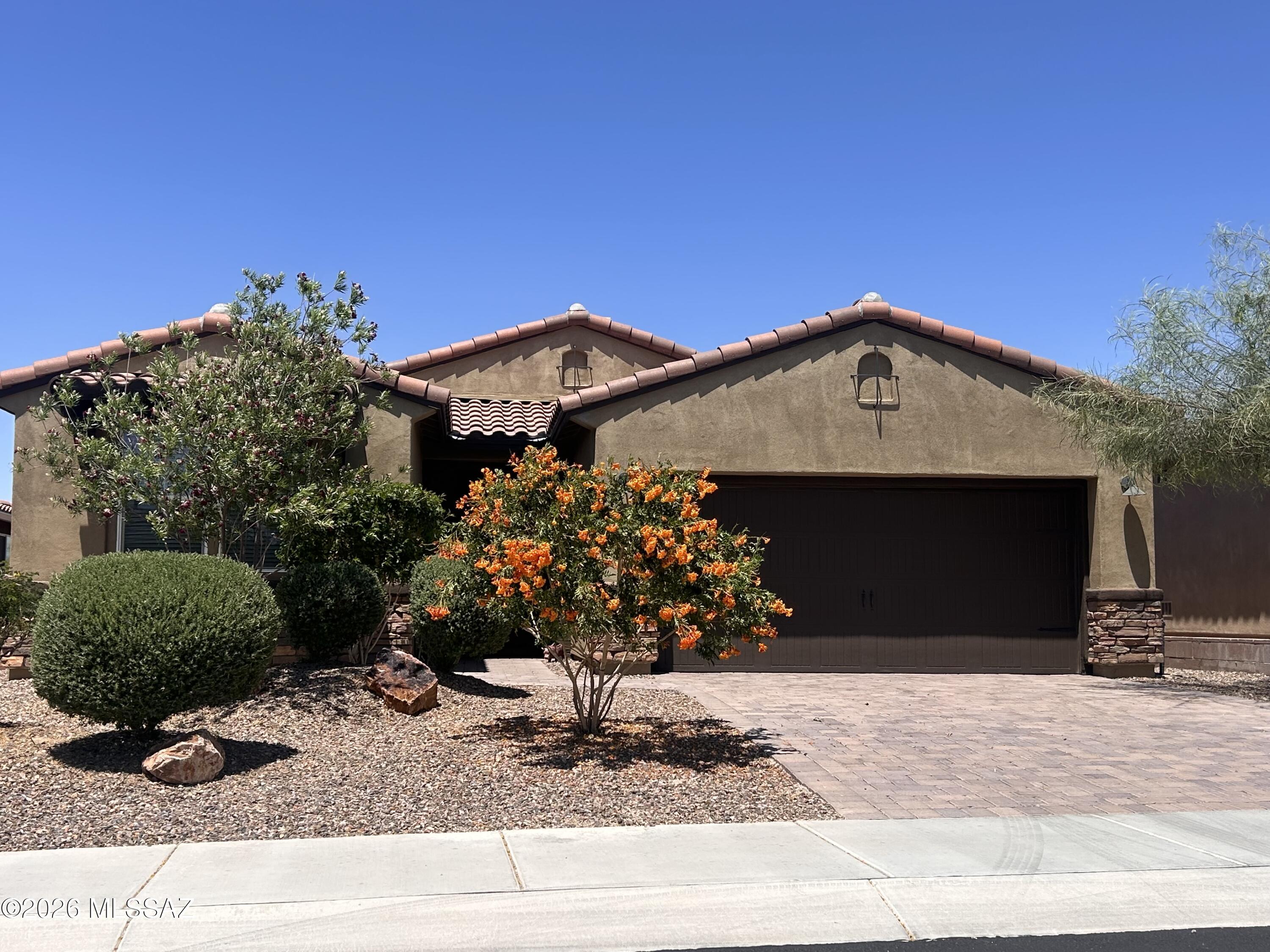 Blue Agave At Dove Mountain - Residential