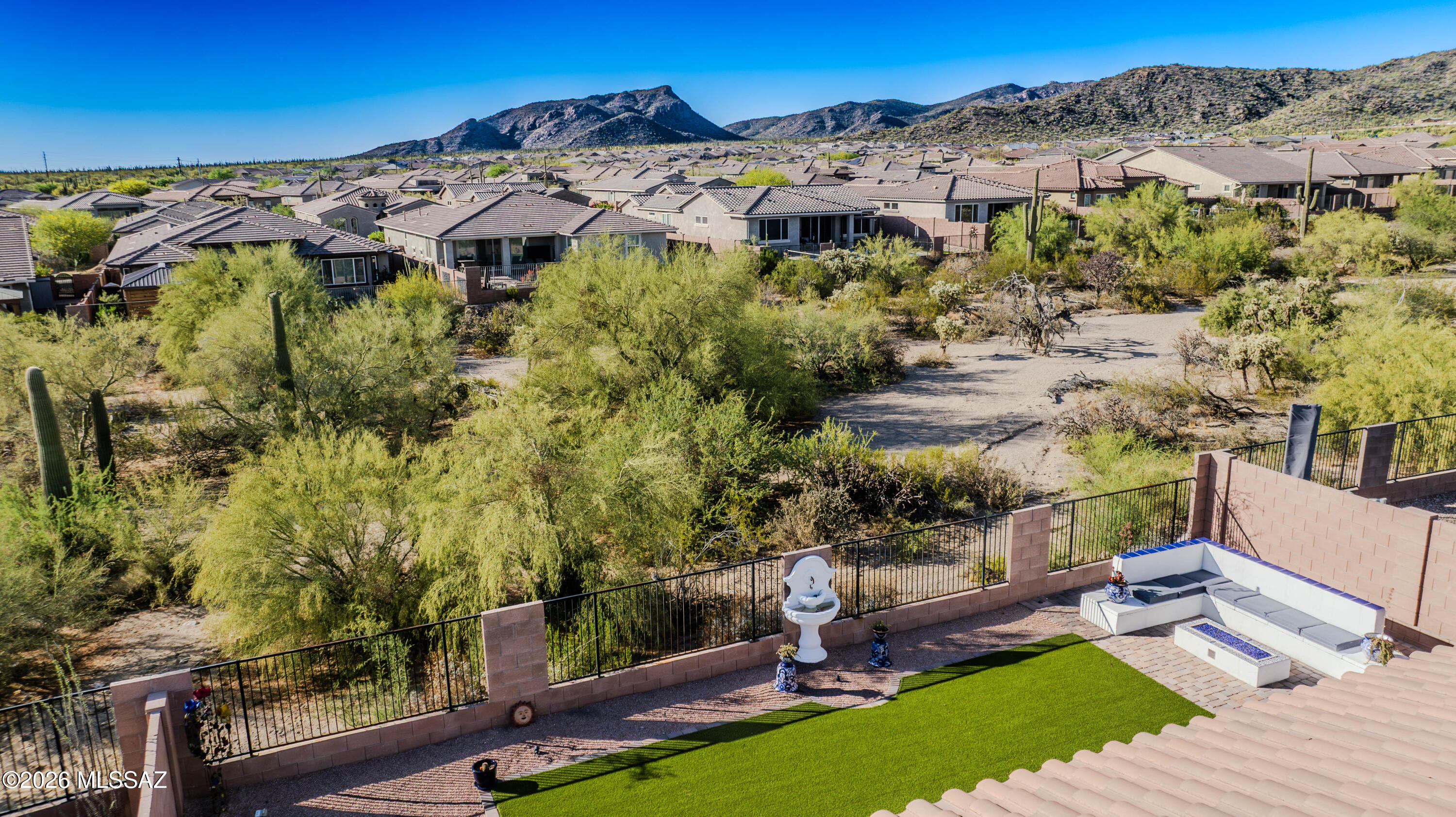Blue Agave At Dove Mountain - Residential