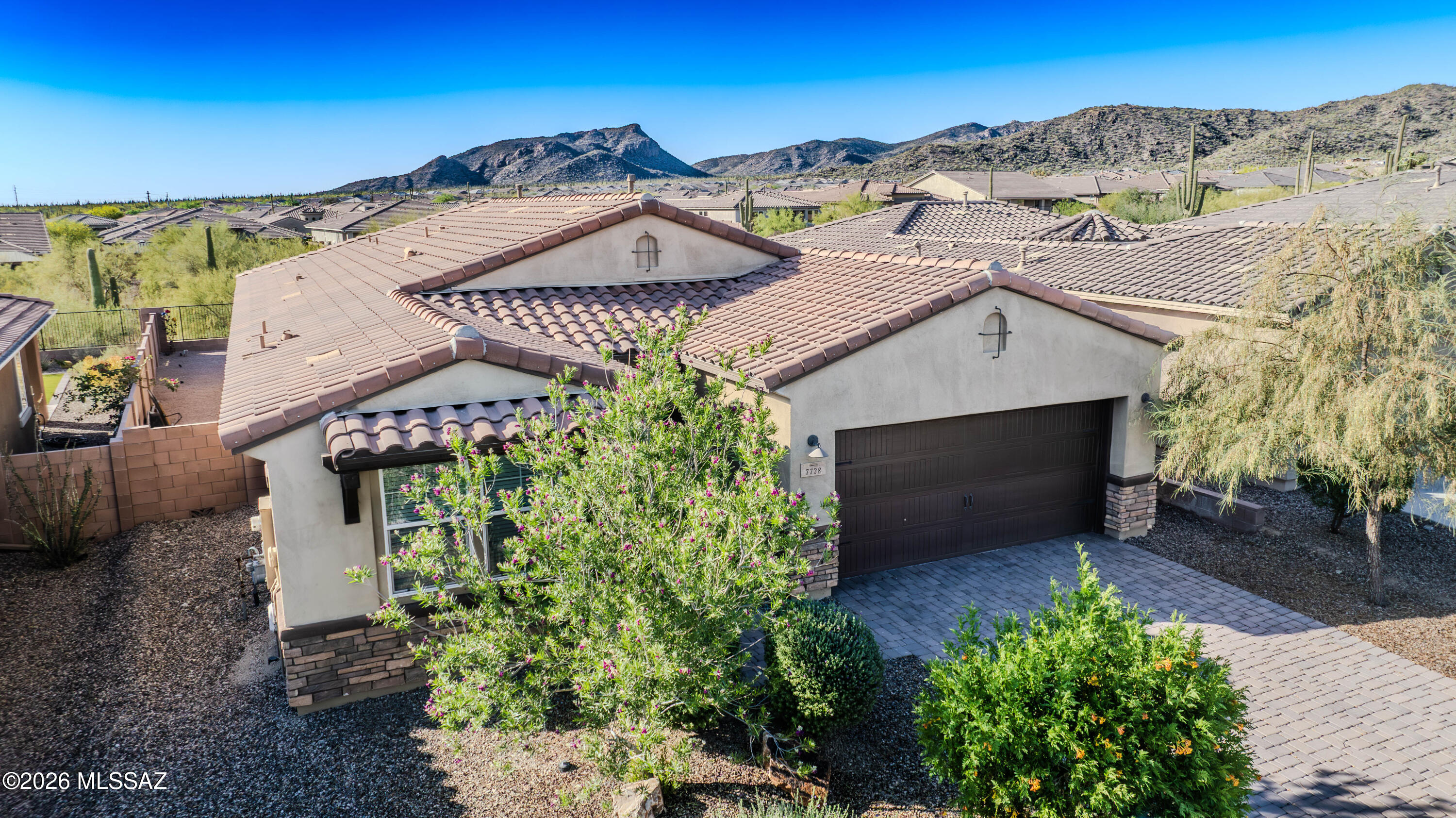 Blue Agave At Dove Mountain - Residential