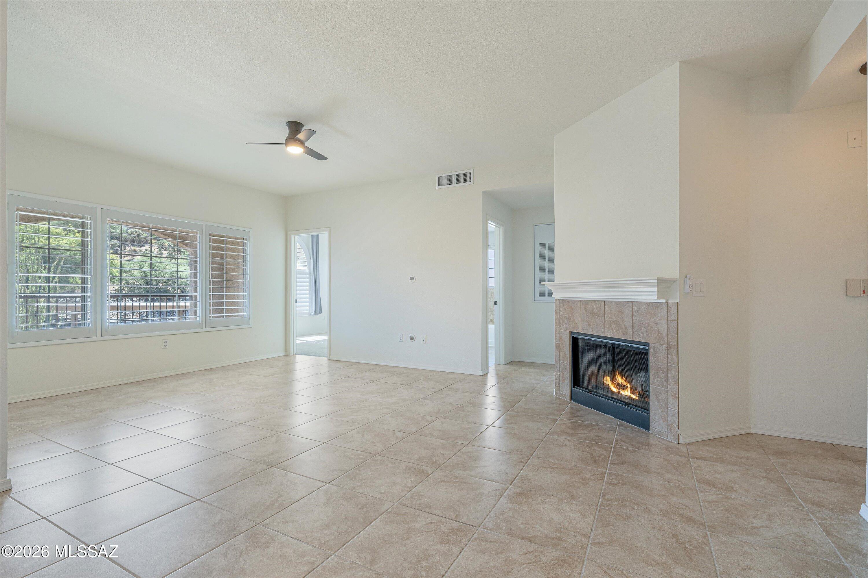 1500 E Pusch Wilderness Drive 5203