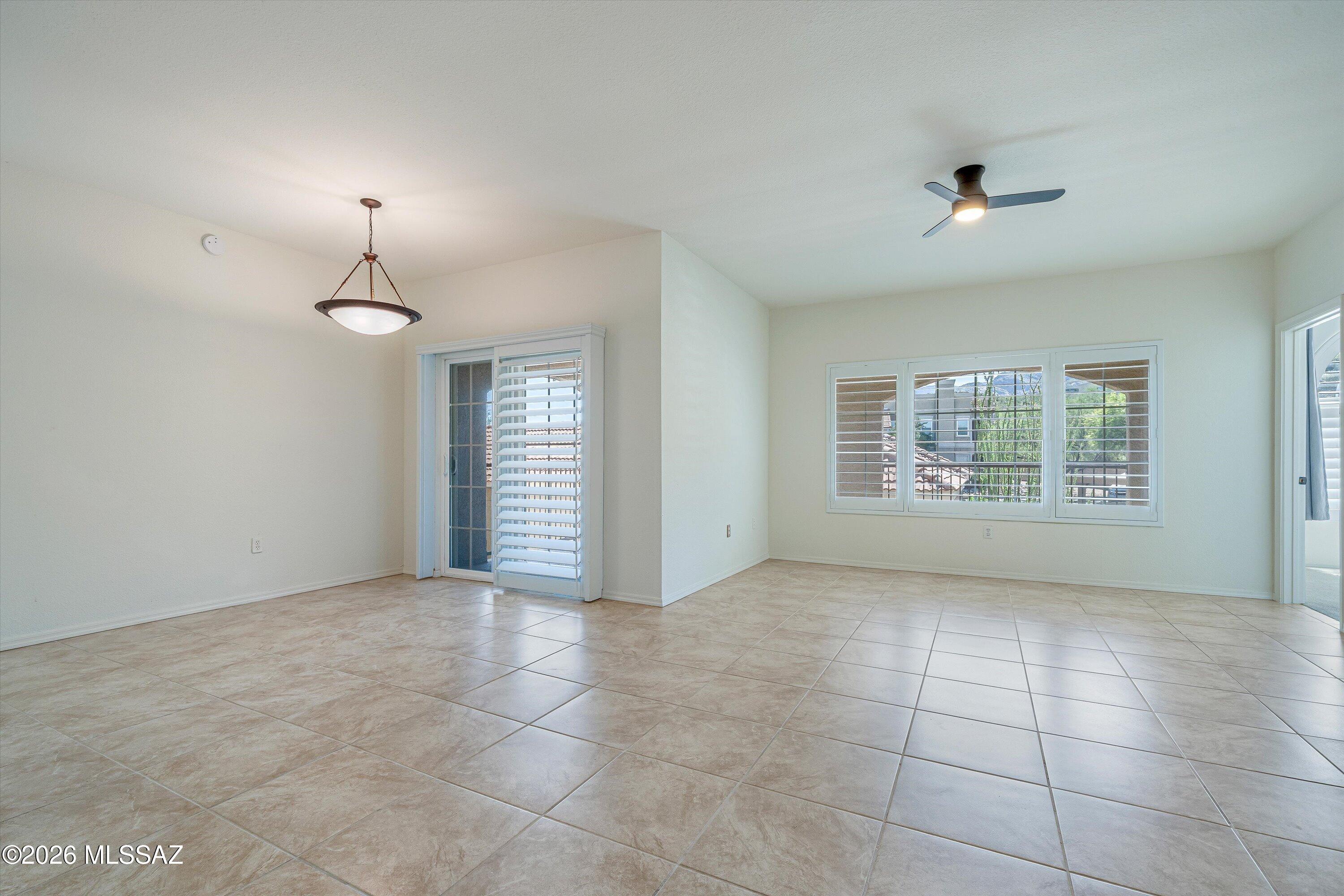 1500 E Pusch Wilderness Drive 5203