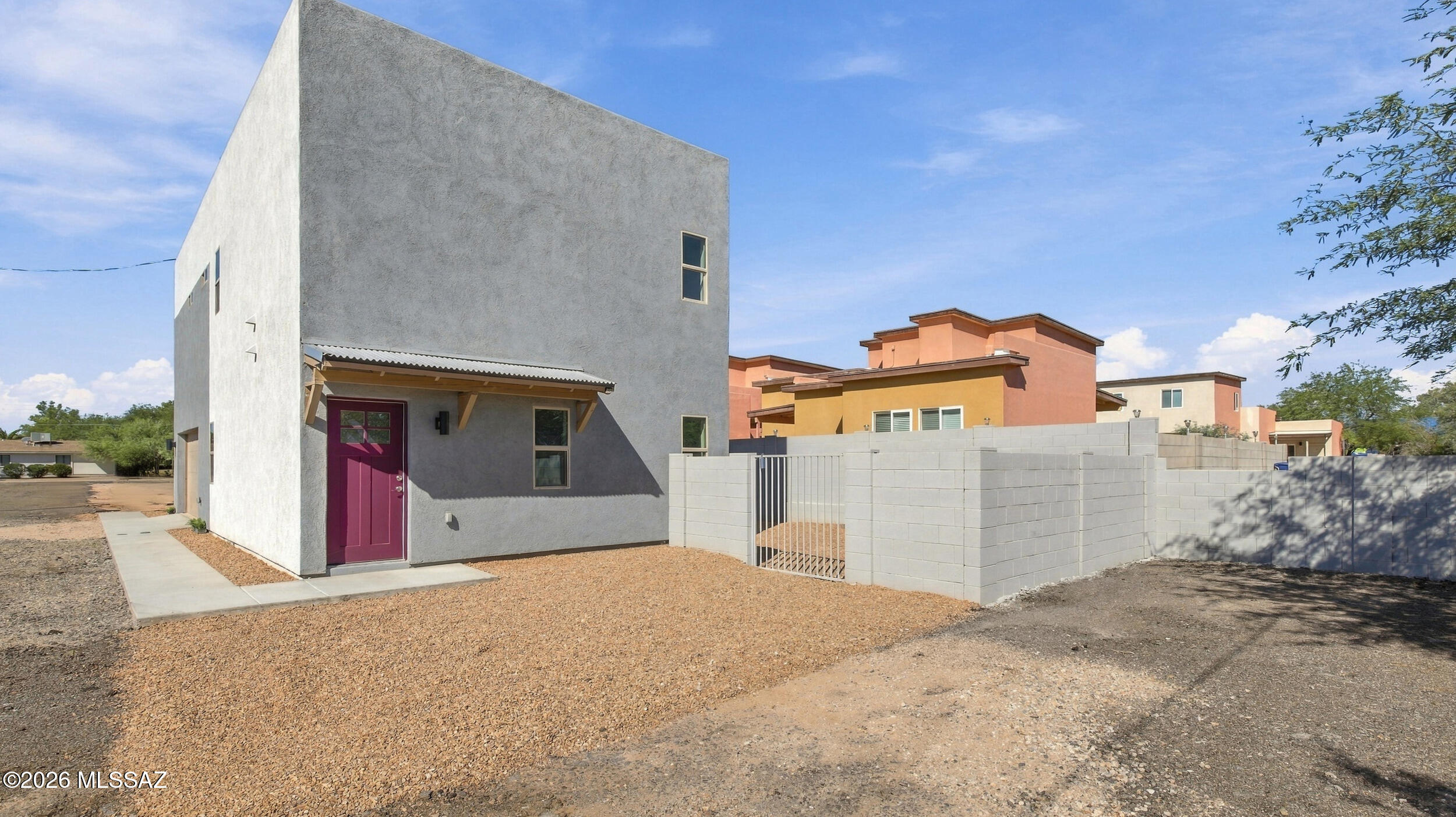 120 E Yavapai Road