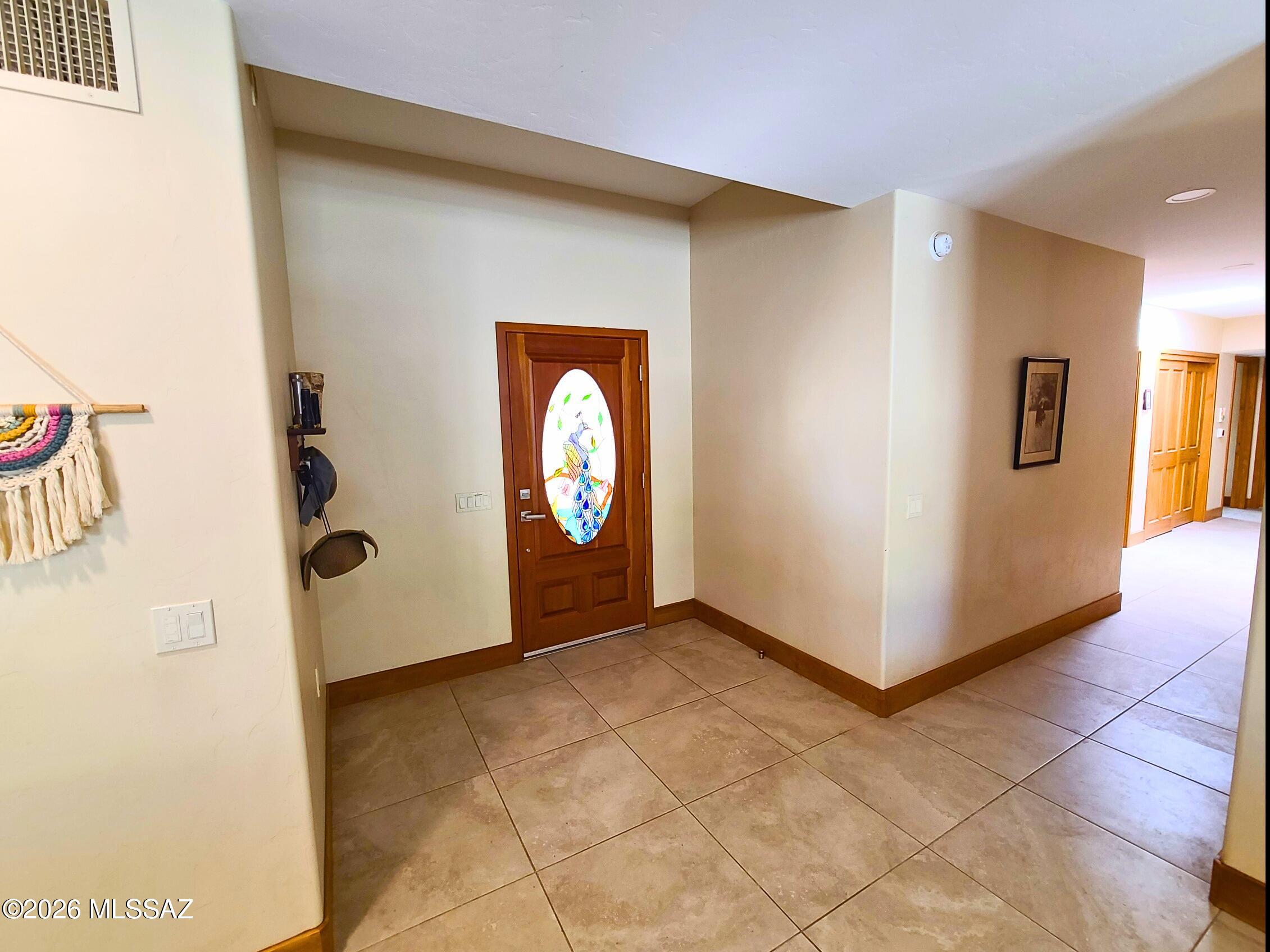 Catalina Madre (71-127) - Residential