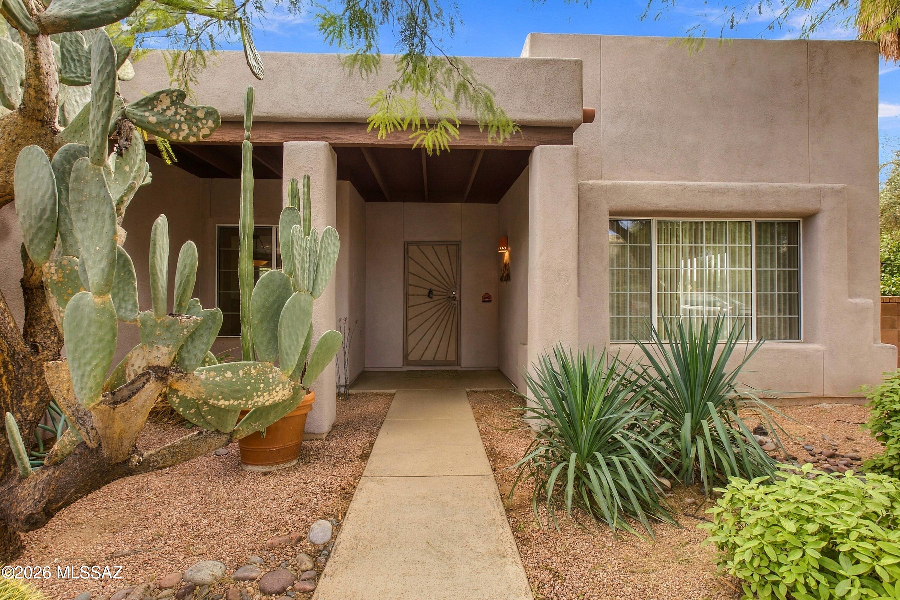 1055 W Eagle Look Lane