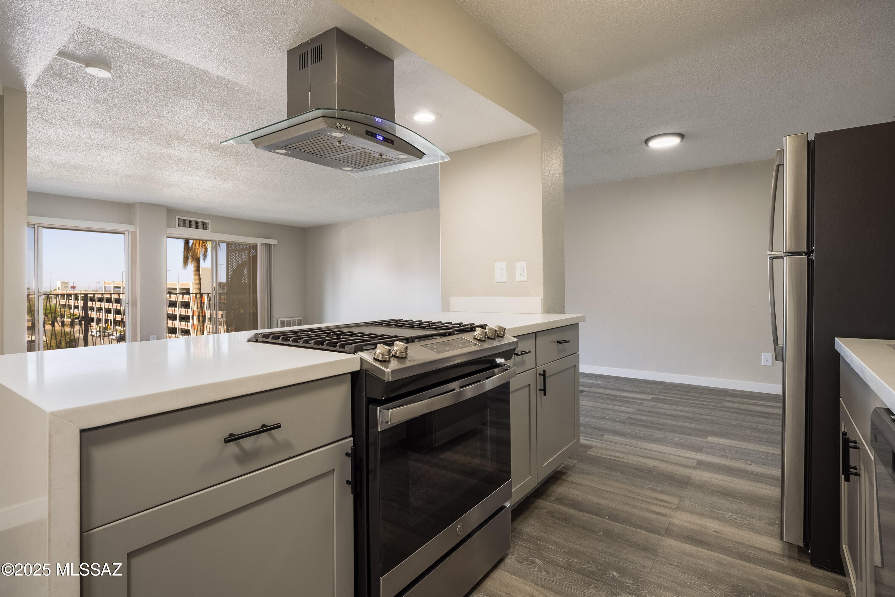 425 W Paseo Redondo 3K