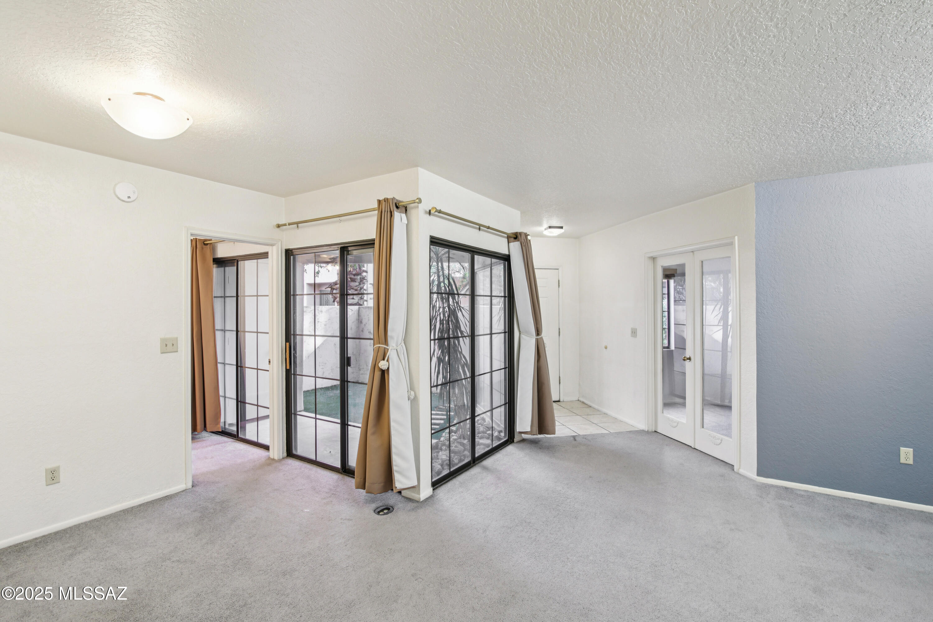 River Grove Condos. - Residential