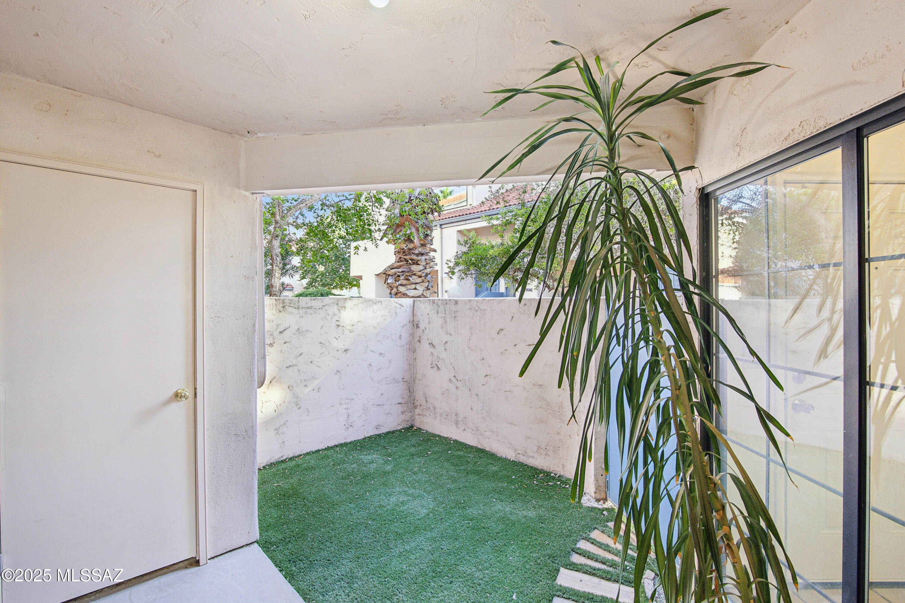 River Grove Condos. - Residential