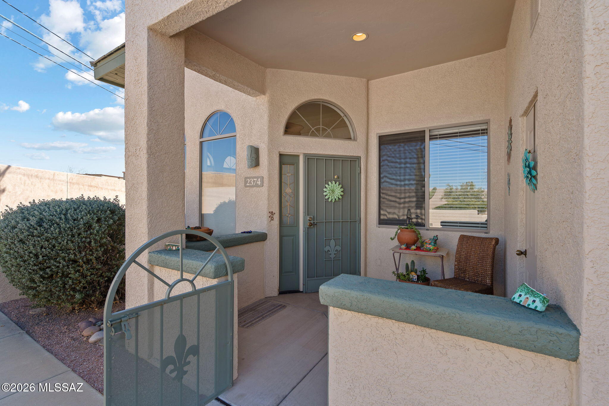 2374 W Vía Di Silvio