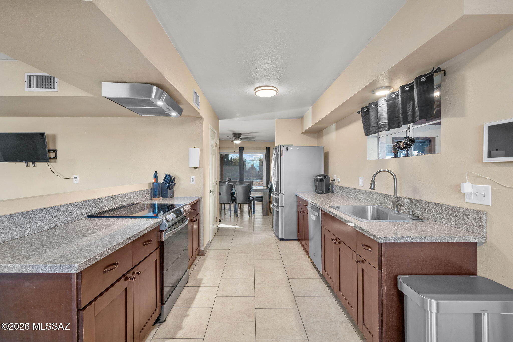 3810 W Placita Oeste
