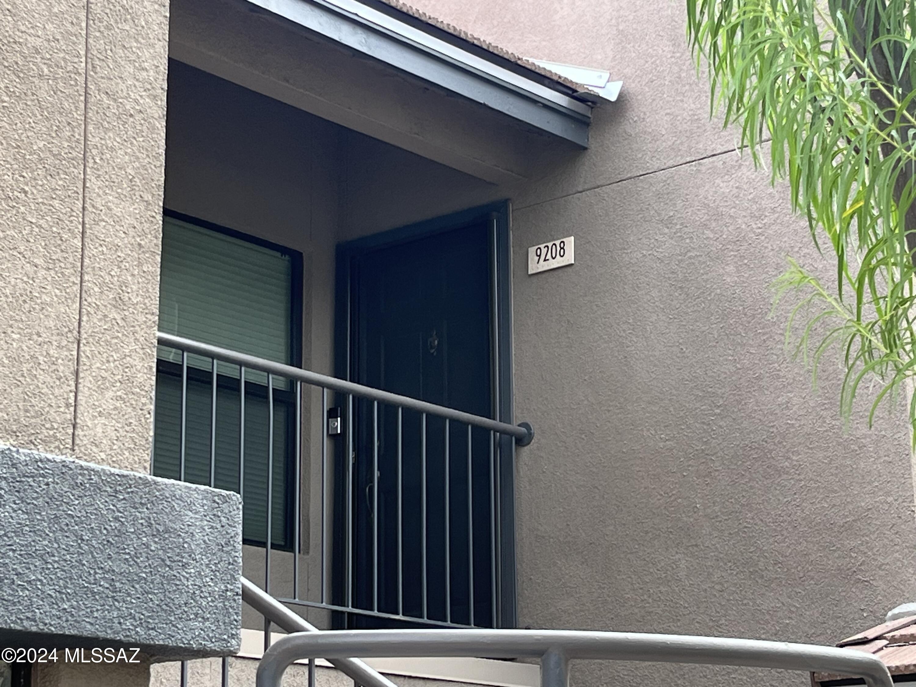 5855 N Kolb Road 9208