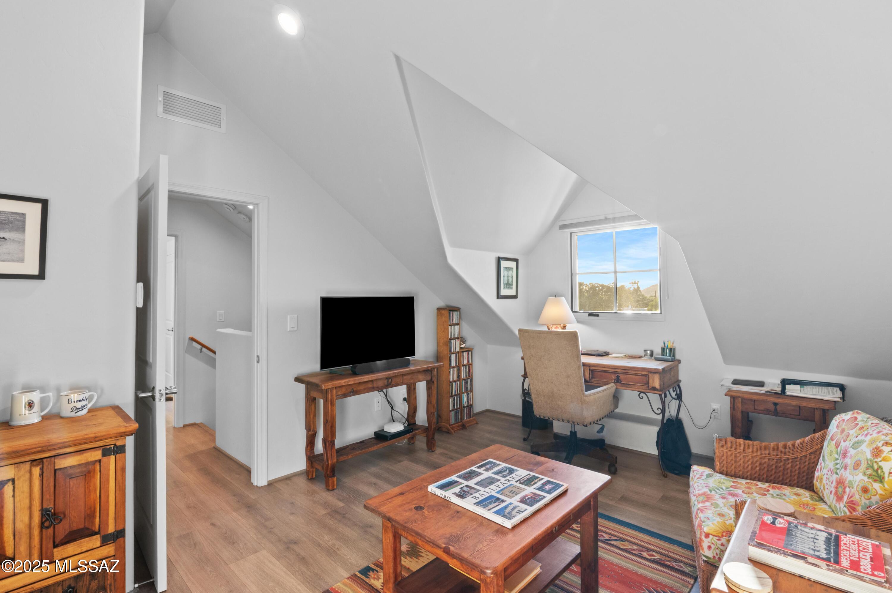 Kennedy & Meyer Townhomes - Residential
