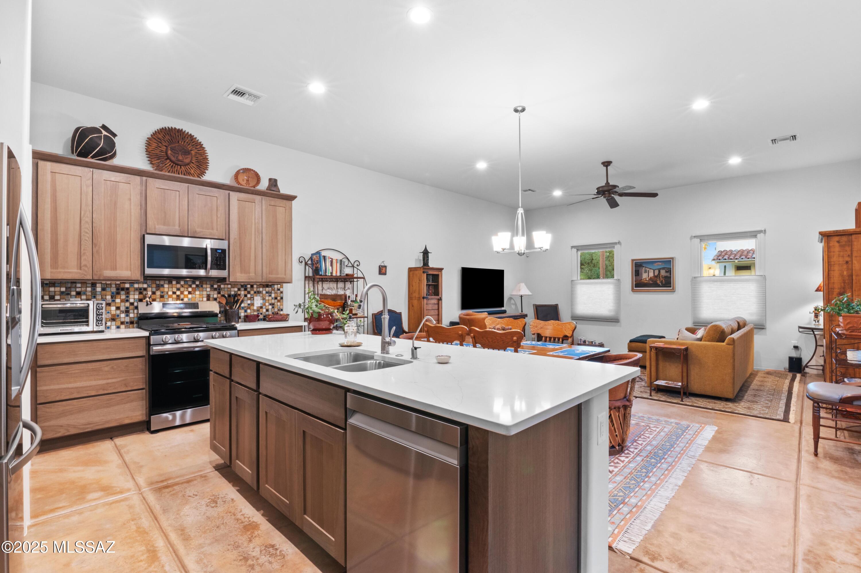 Kennedy & Meyer Townhomes - Residential