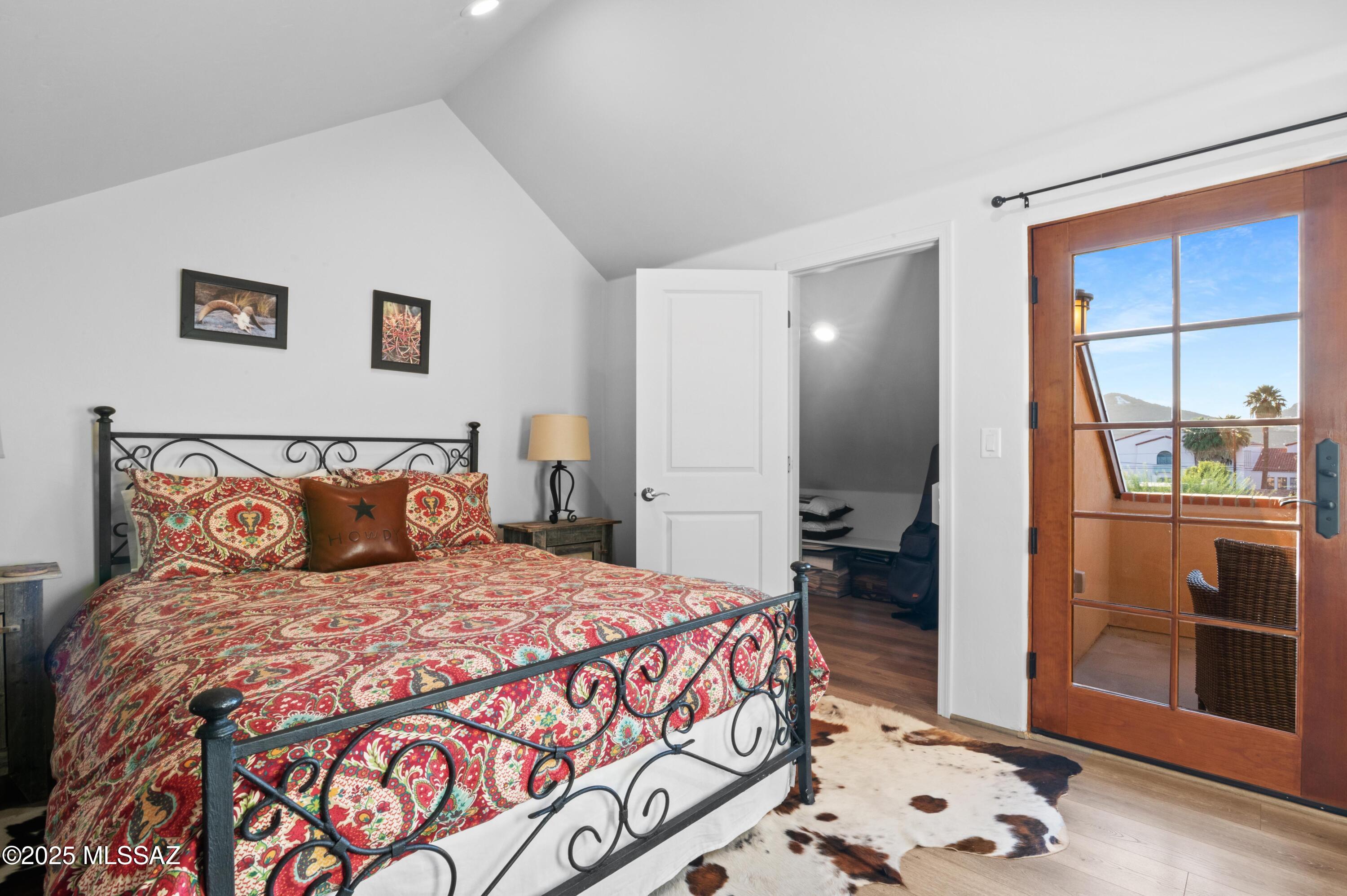 Kennedy & Meyer Townhomes - Residential
