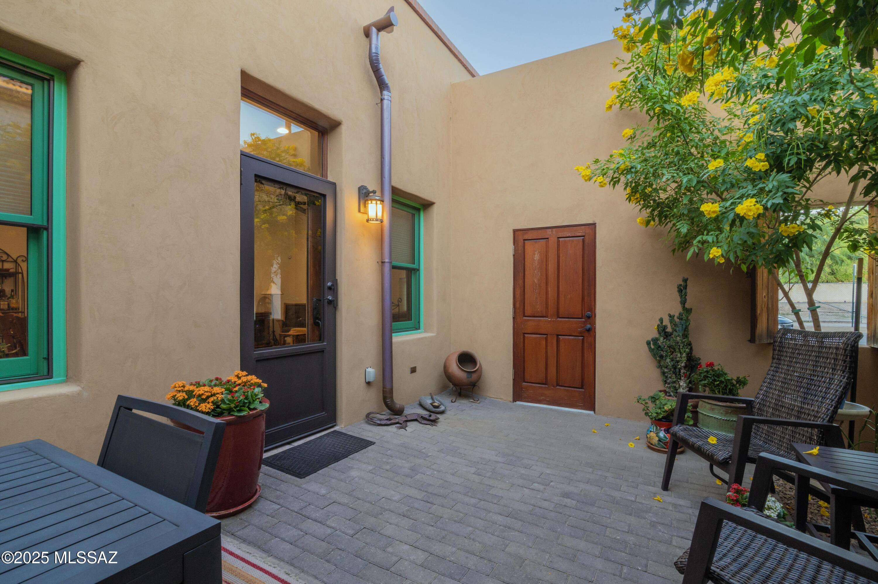 Kennedy & Meyer Townhomes - Residential