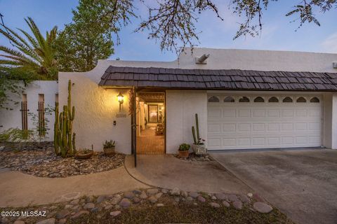 Photo of 3270 N Sabino Vista Circle, Tucson, AZ 85750 (MLS # 22605855)