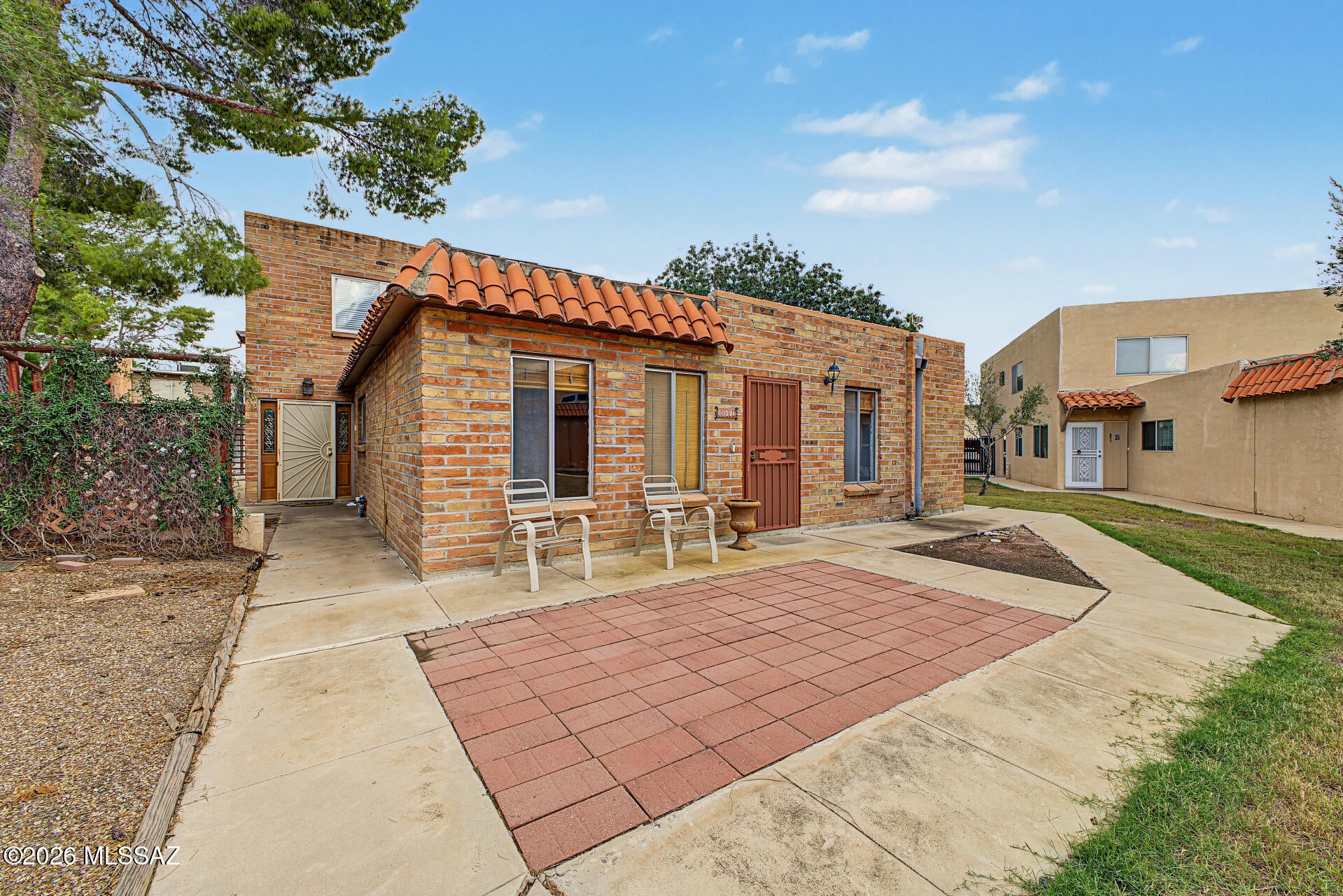 6609 E Calle Alegria A
