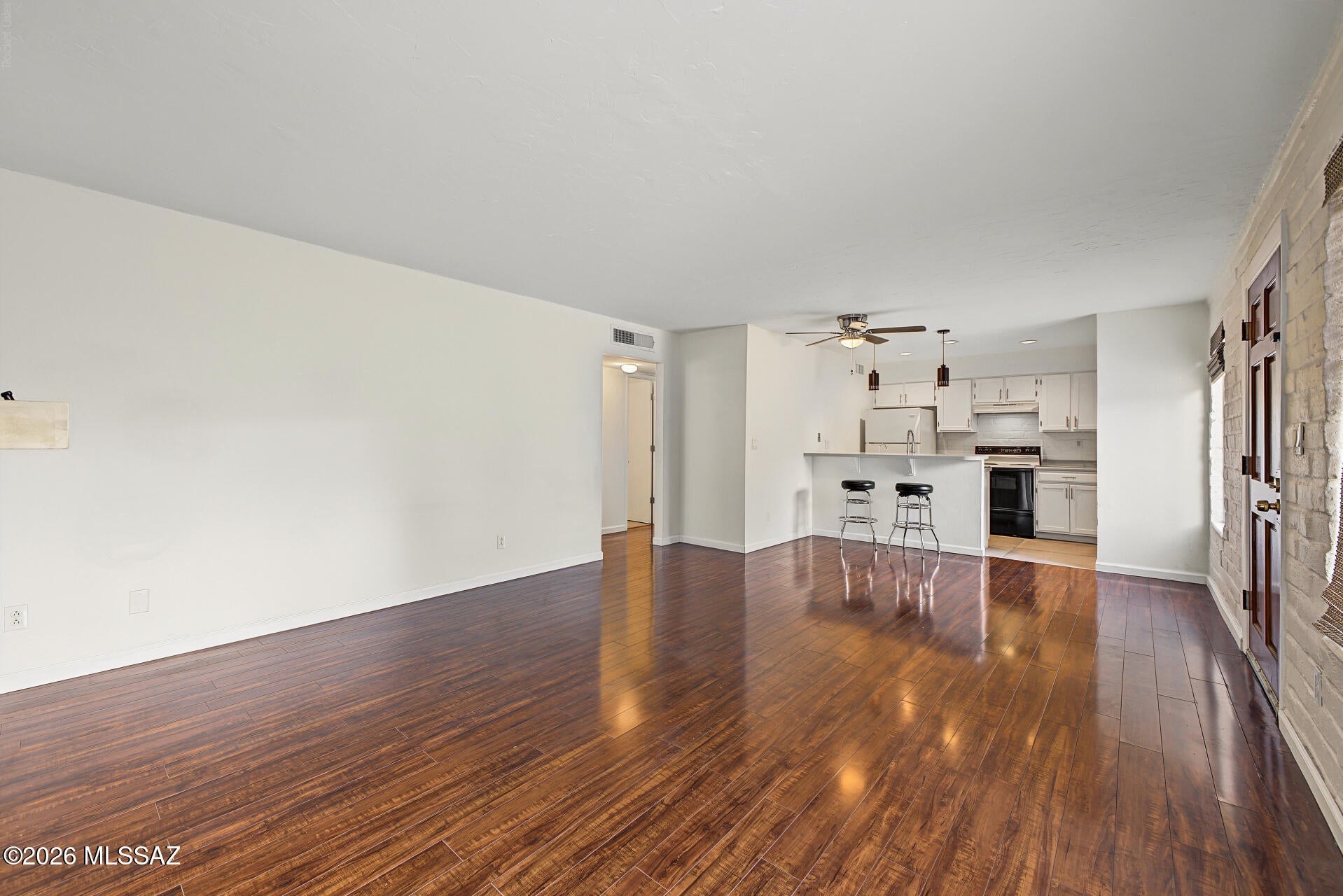 6609 E Calle Alegria A