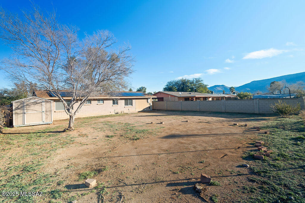 Twin Lakes (194-231) - Residential