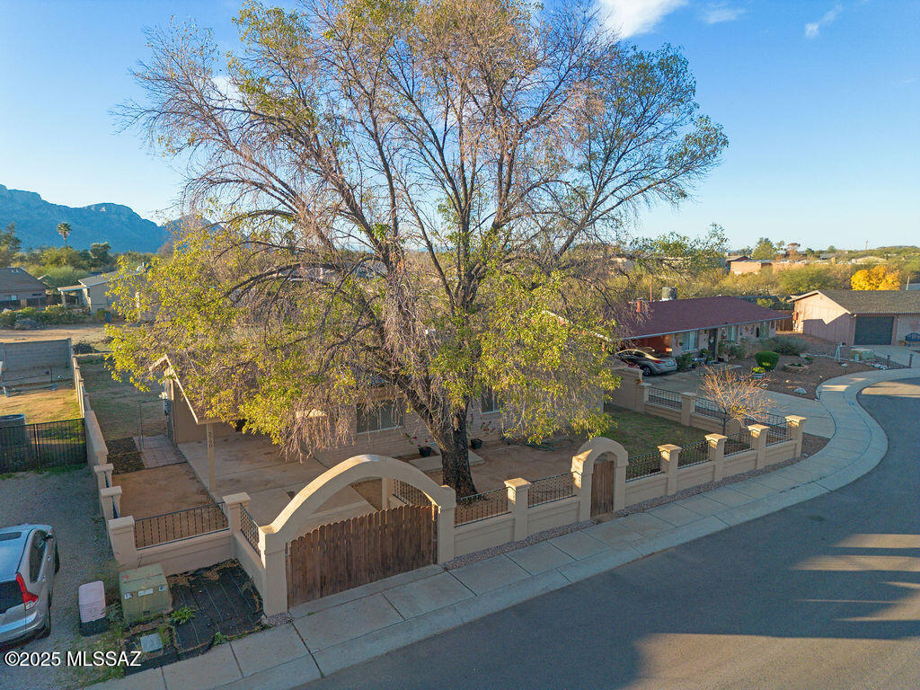 Twin Lakes (194-231) - Residential