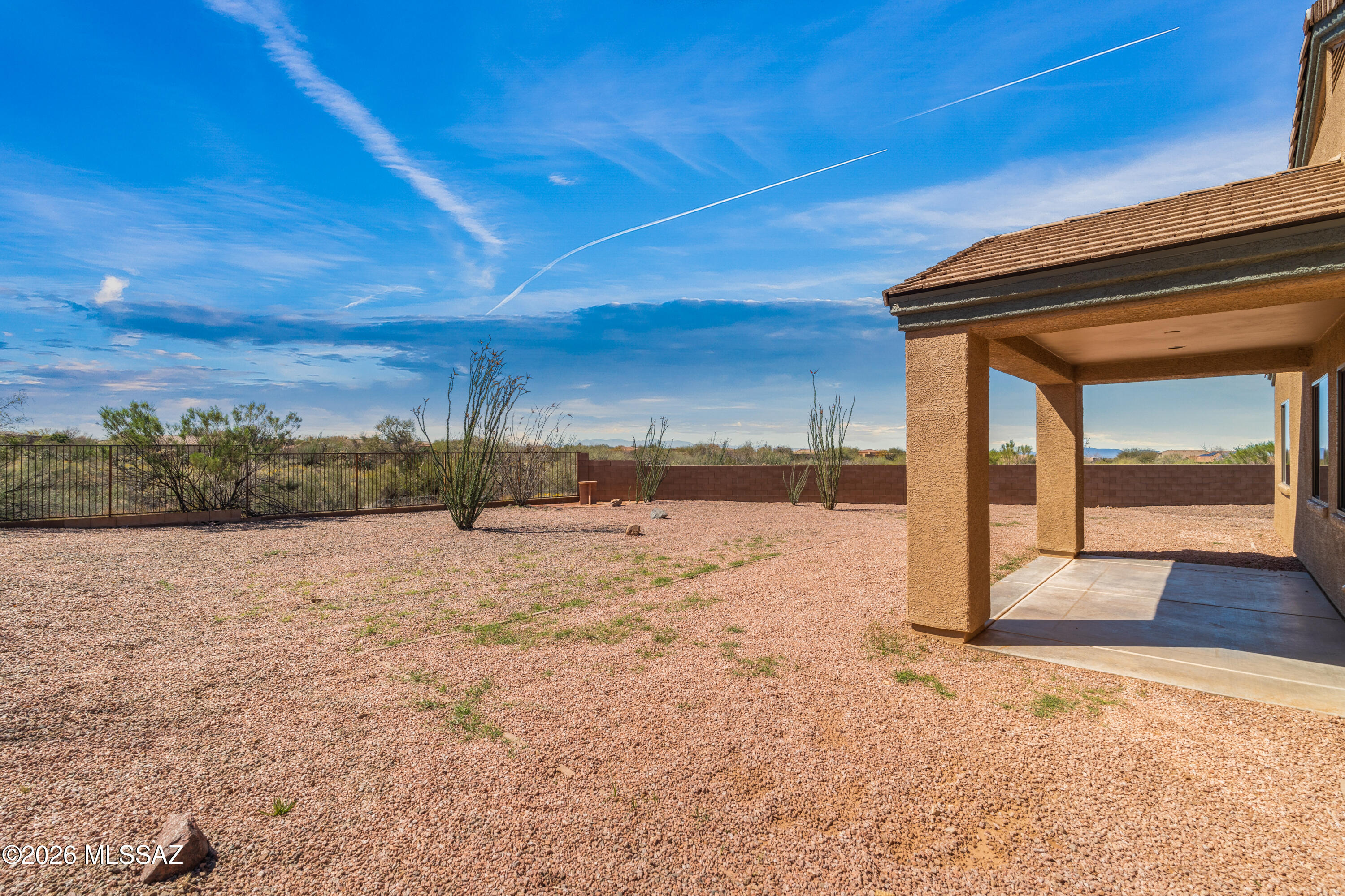New Tucson Unit NO. 8 (1-455) - Residential Lease