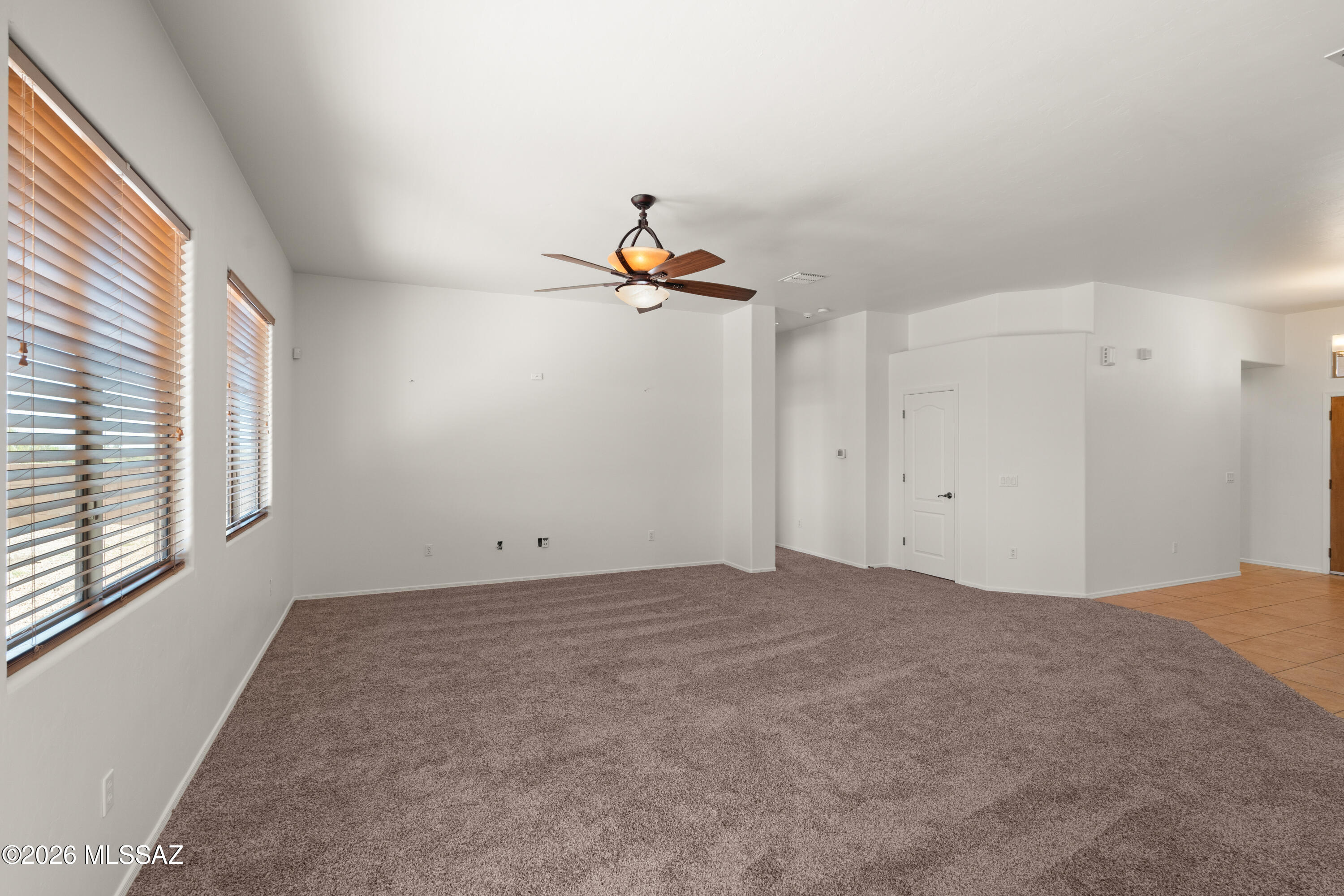 New Tucson Unit NO. 8 (1-455) - Residential Lease