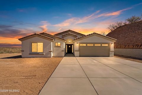 Photo of 979 Calle Amarillo, Rio Rico, AZ 85648 (MLS # 22607809)