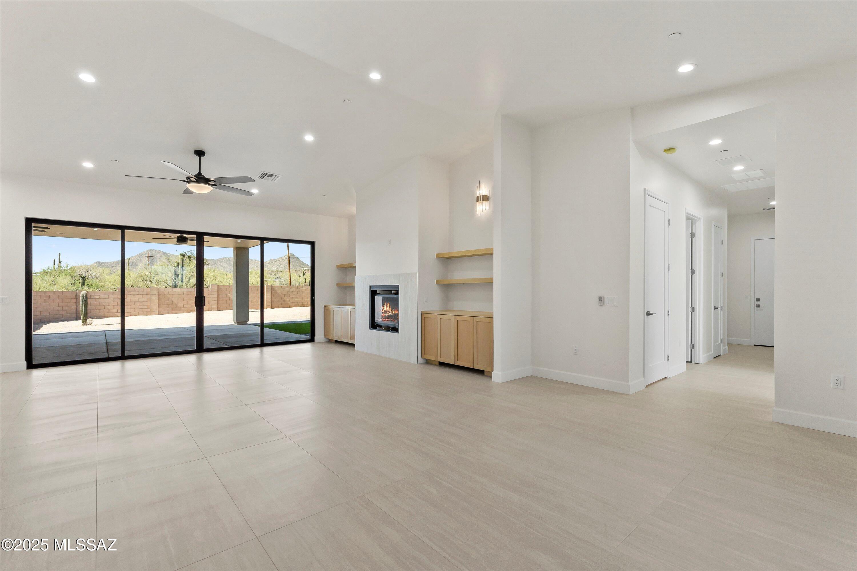 3721 W Ironwood Hill Drive