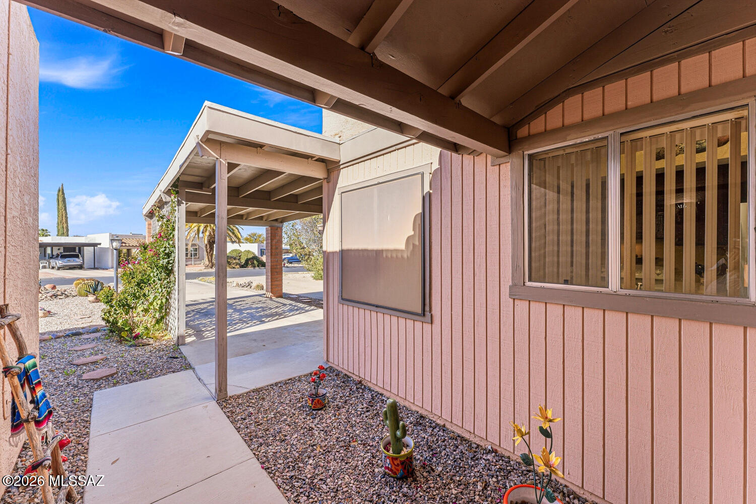 326 N Calle Del Chancero