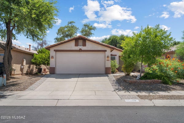 2349 S AVENIDA ARROYO RINCON, TUCSON, AZ 85710 - Image 104f99fcd144dfff7a33ef5794bc4c8e/3428292214