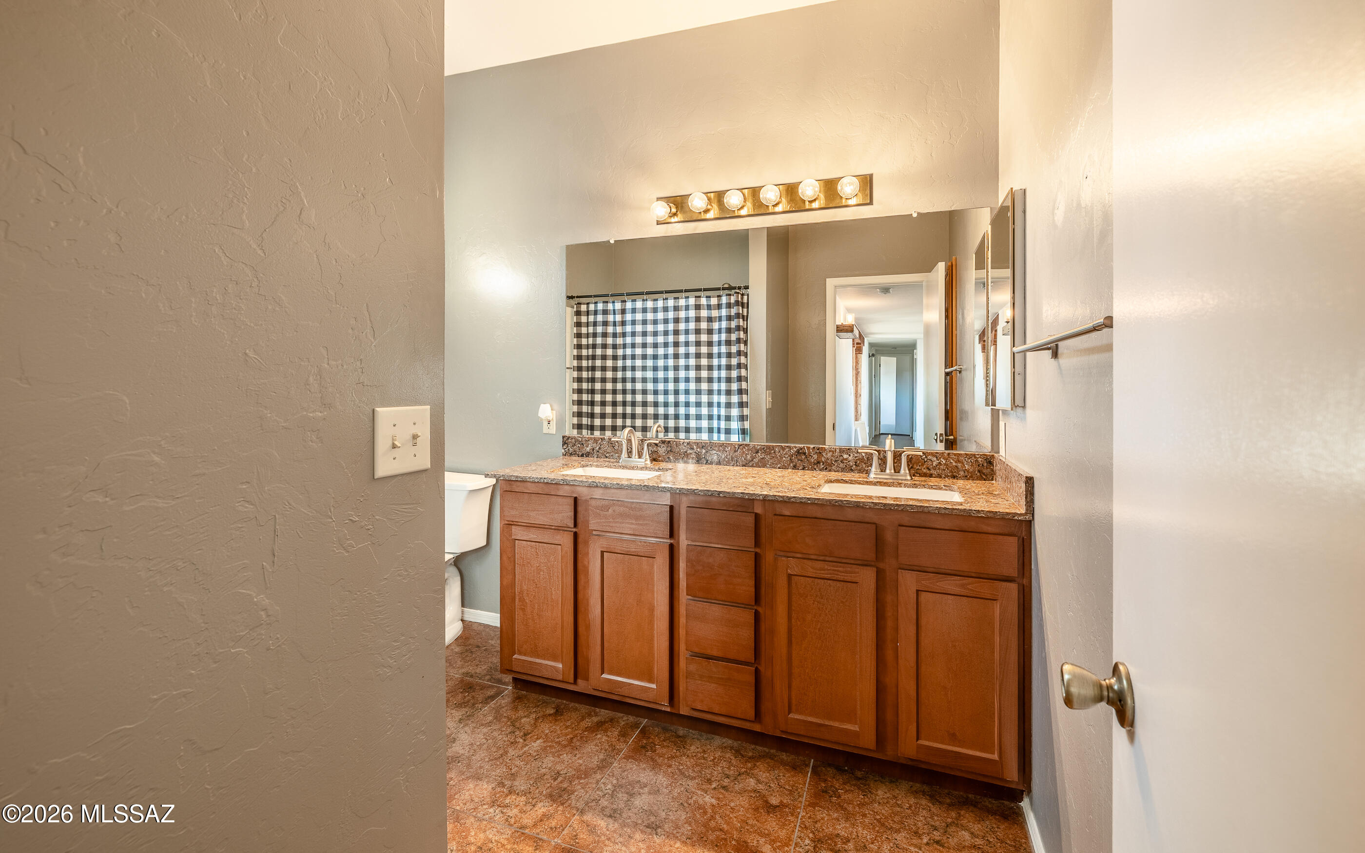 New Tucson Unit NO. 22 (63-139) - Residential