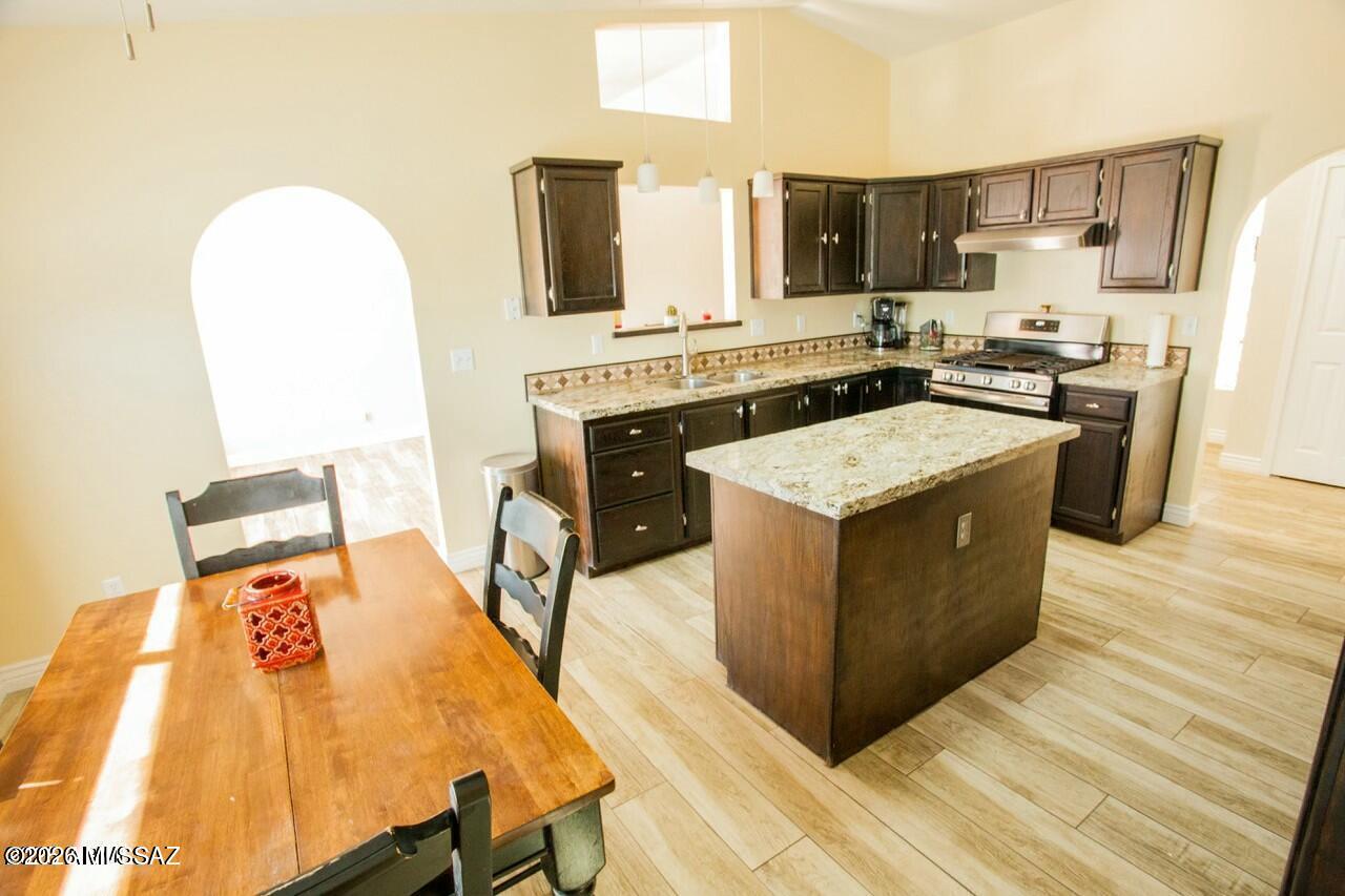 4845 S Whitewing Road