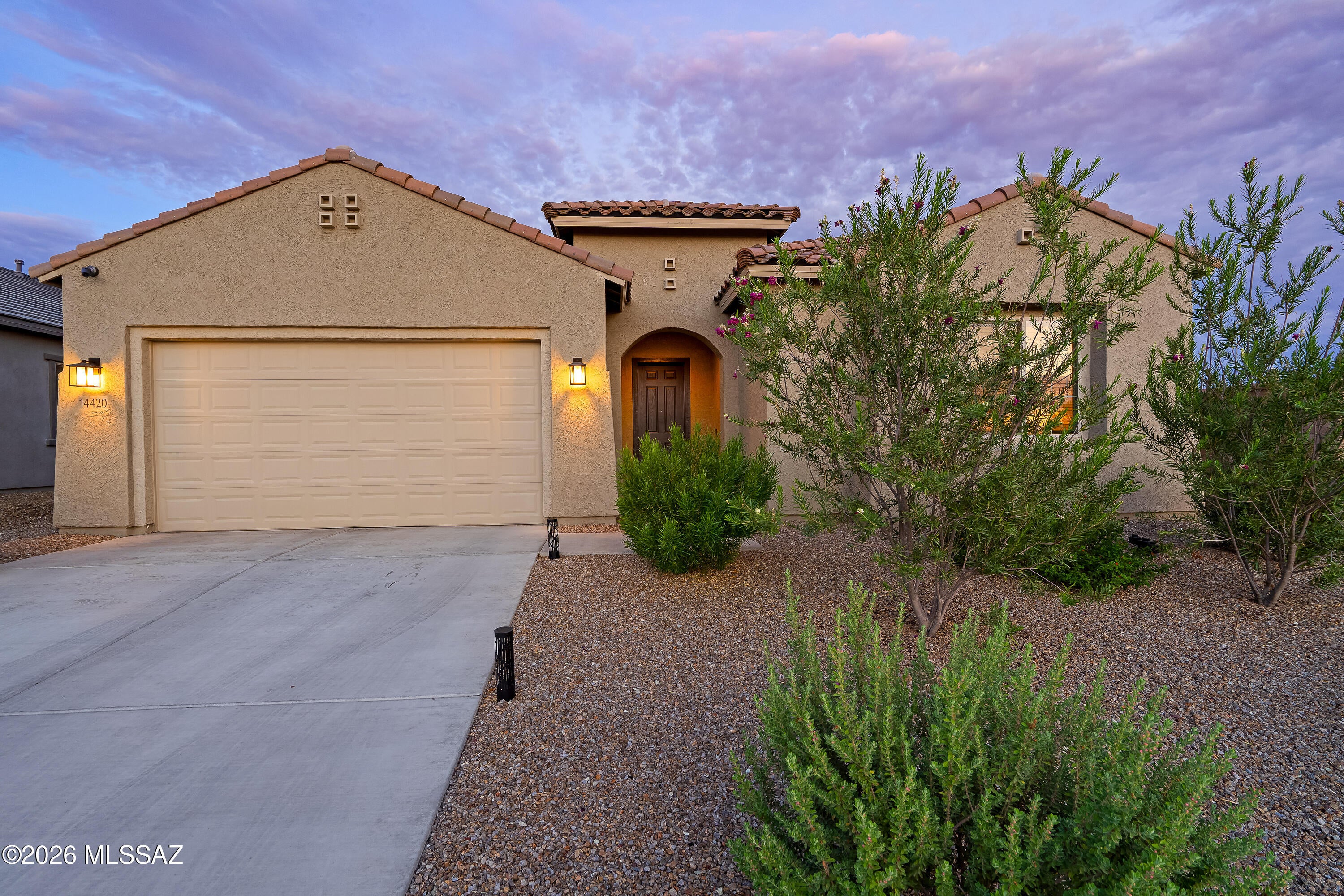 14420 N Twin Saguaro Drive