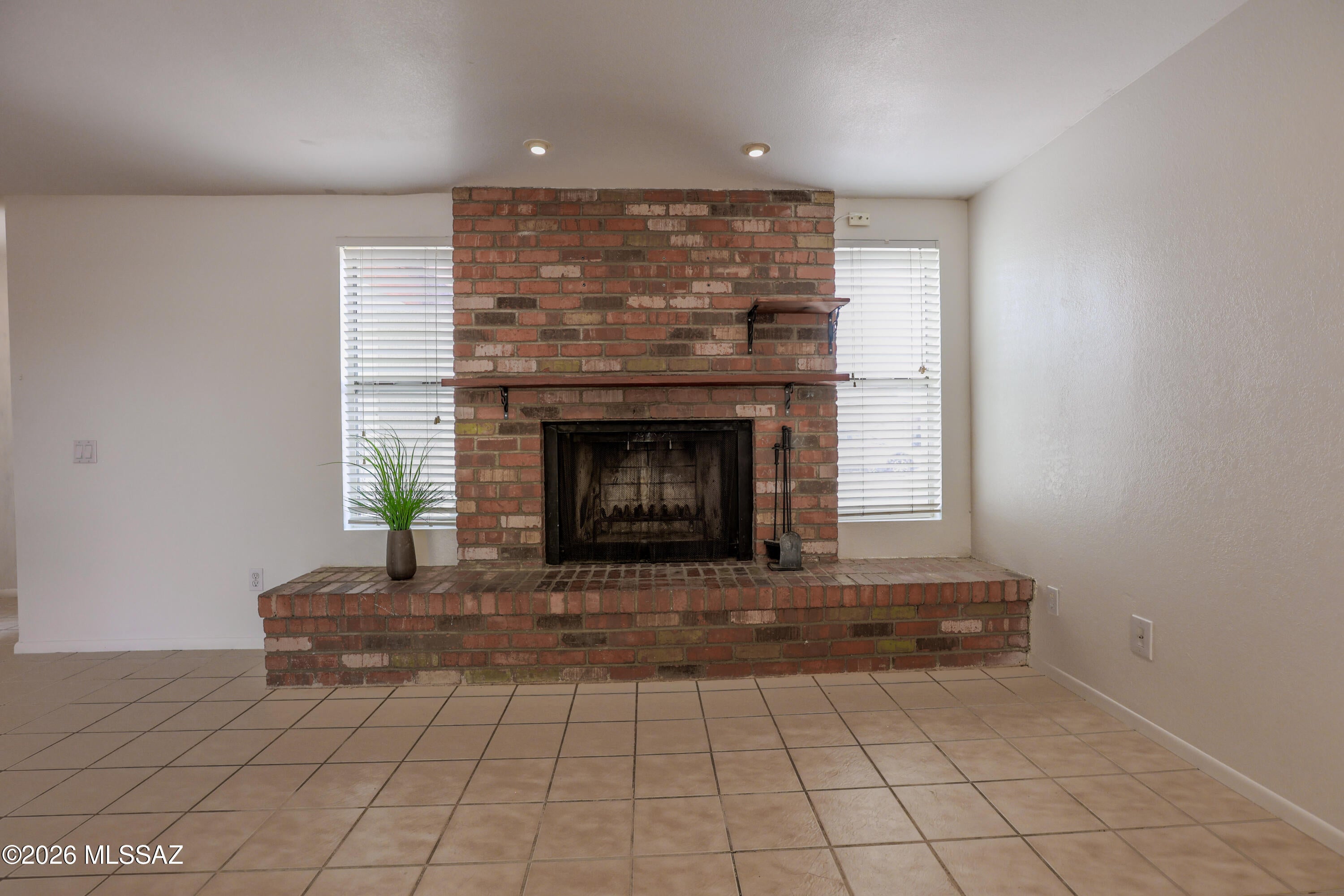 4540 W Lynn Circle