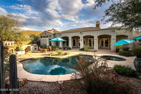 Photo of 6129 E Coyotes Den Place, Tucson, AZ 85750 (MLS # 22603811)