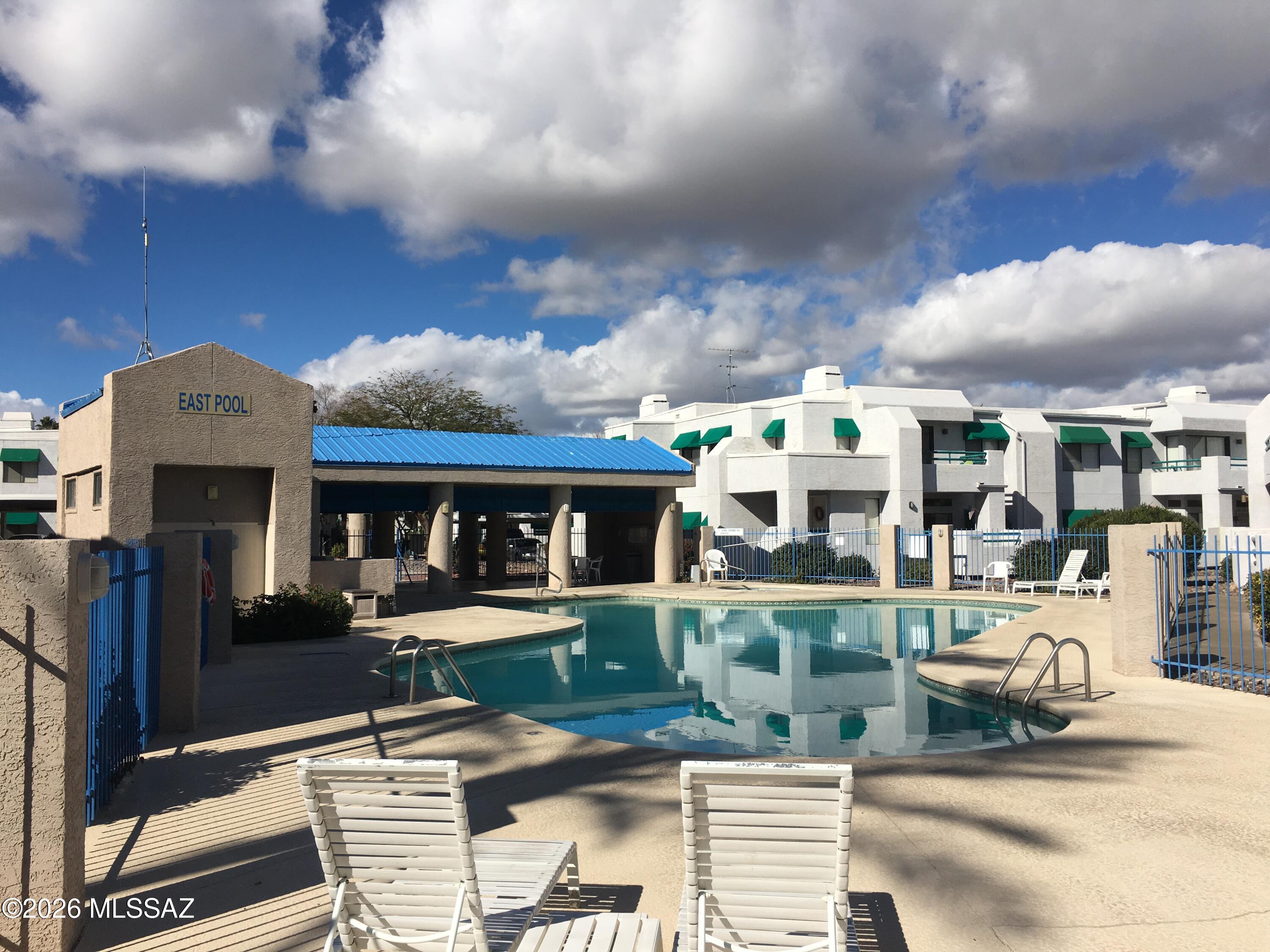 Summertree Condominiums (1-224) - Residential