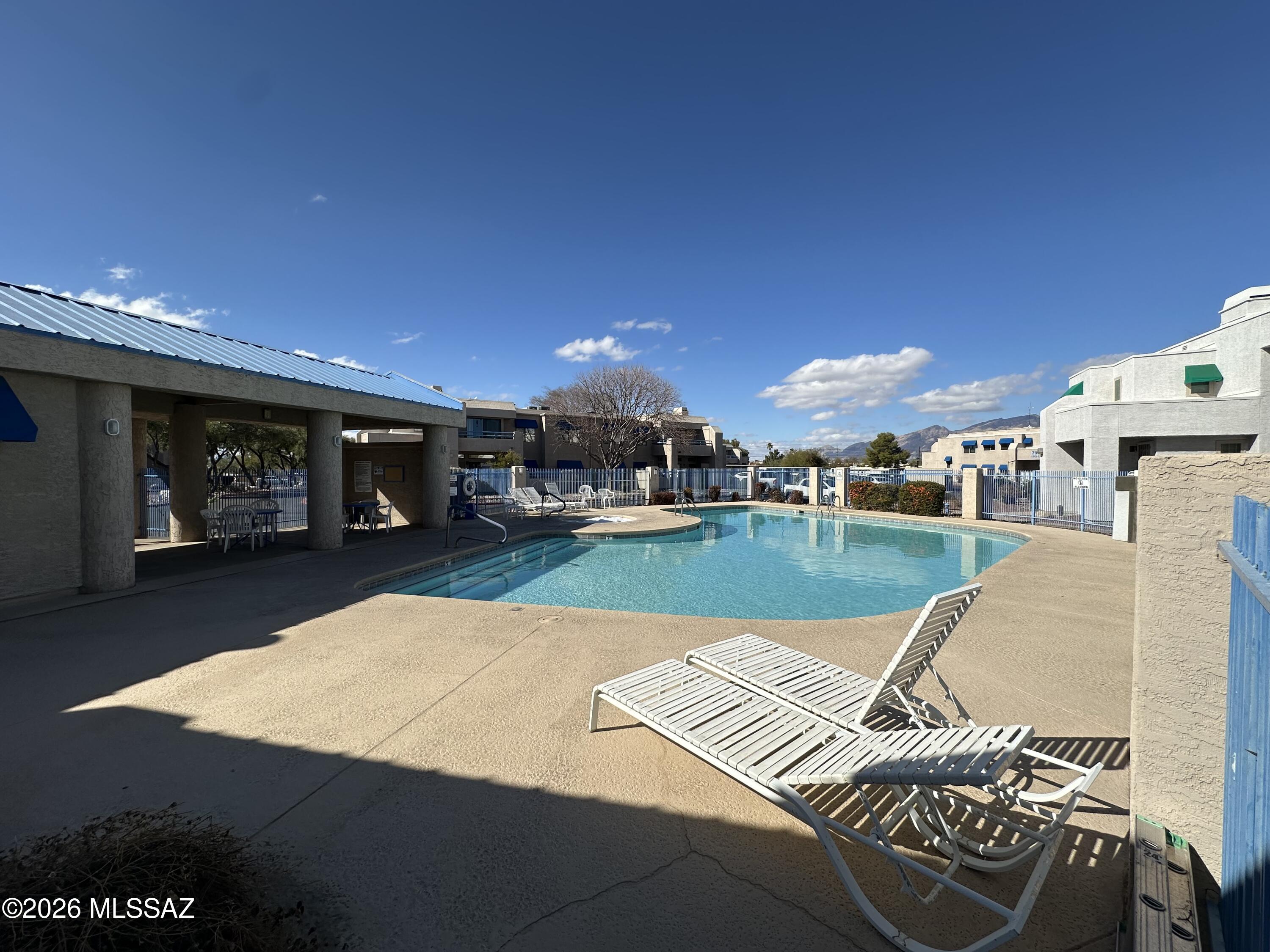 Summertree Condominiums (1-224) - Residential