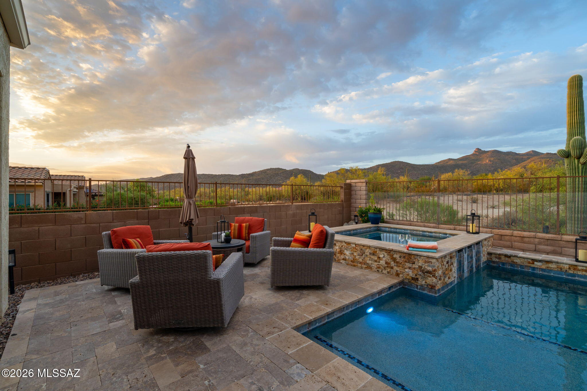 Del Webb At Dove Mountain VI - Residential