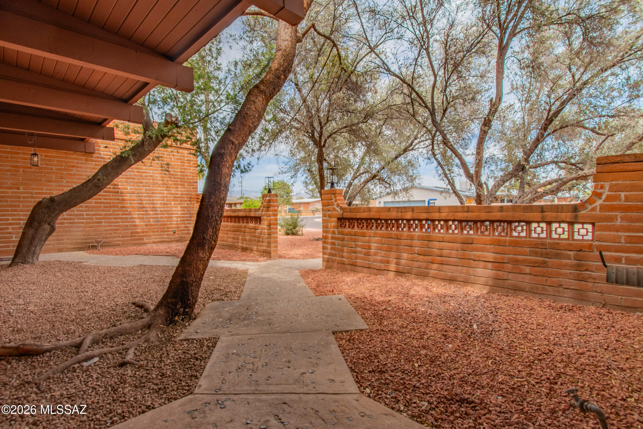 430 S Colonia Avenue