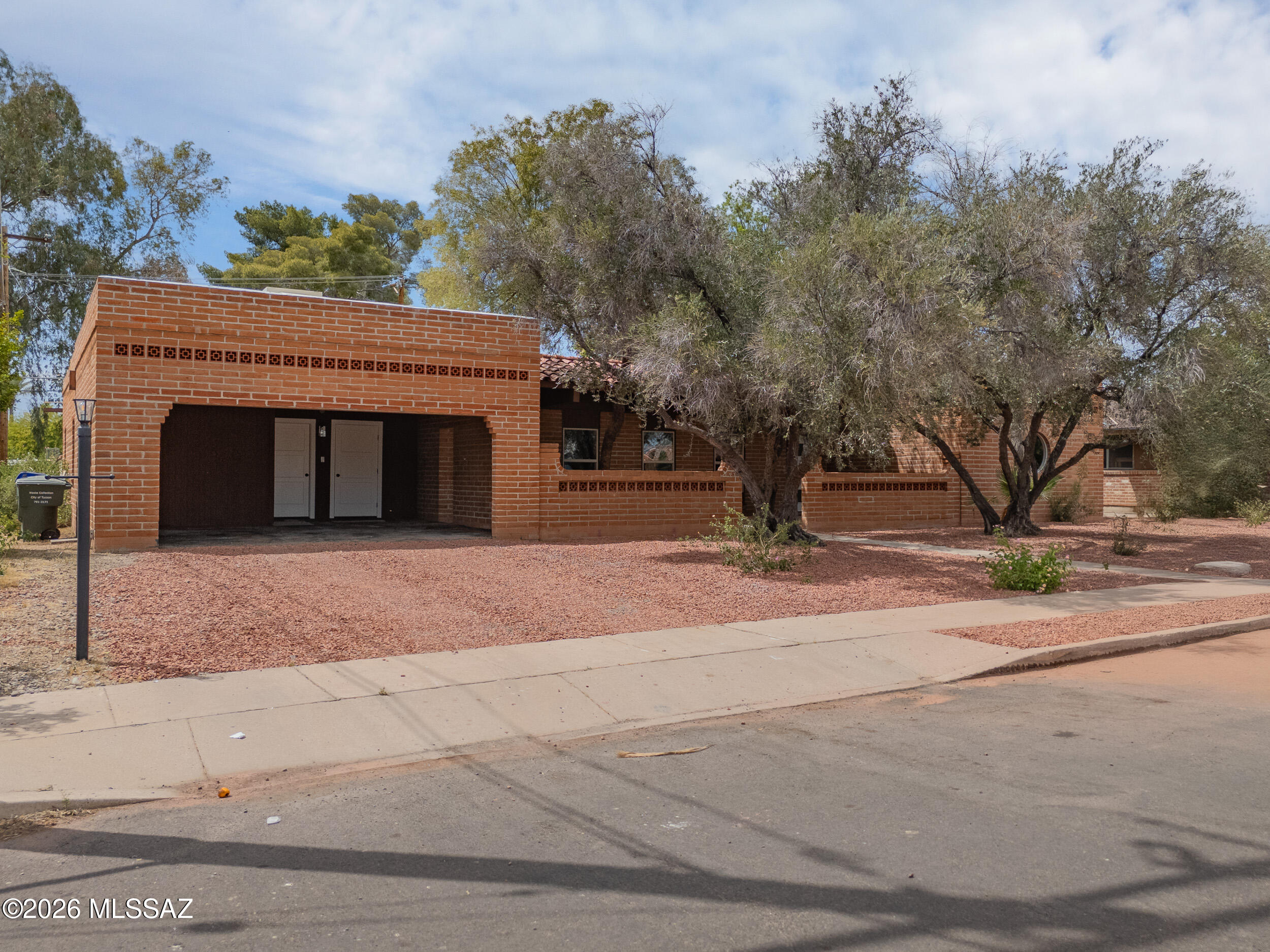 430 S Colonia Avenue