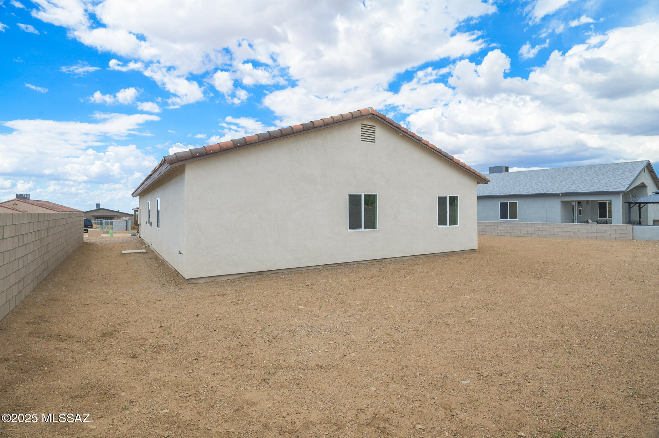New Tucson Unit NO. 4 (1-203) - Residential