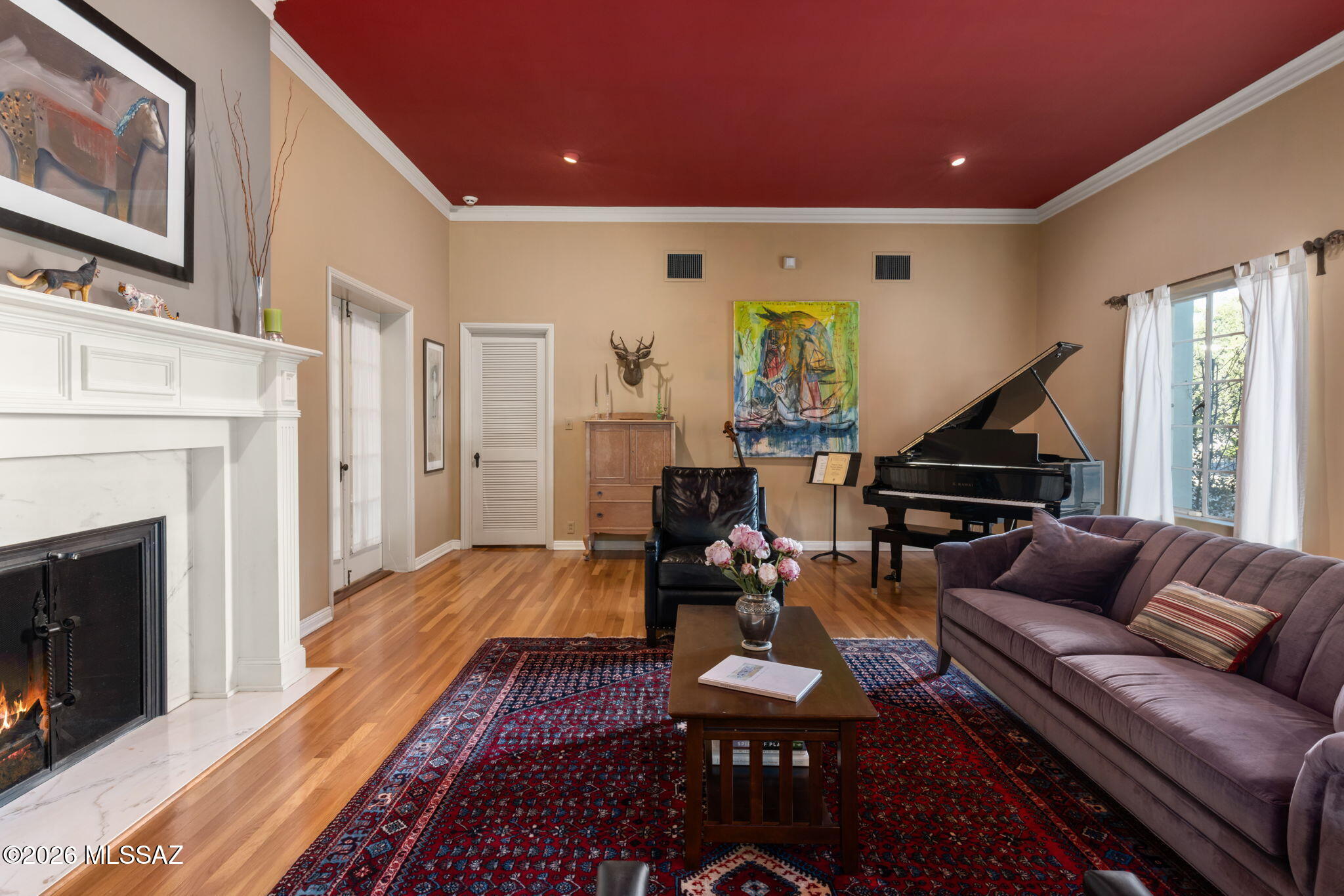 40 E Plaza Del Encanto