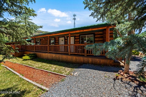 Photo of 80 1120 UNIT 203 (CABIN 251), Greer, AZ 85927 (MLS # 22622995)