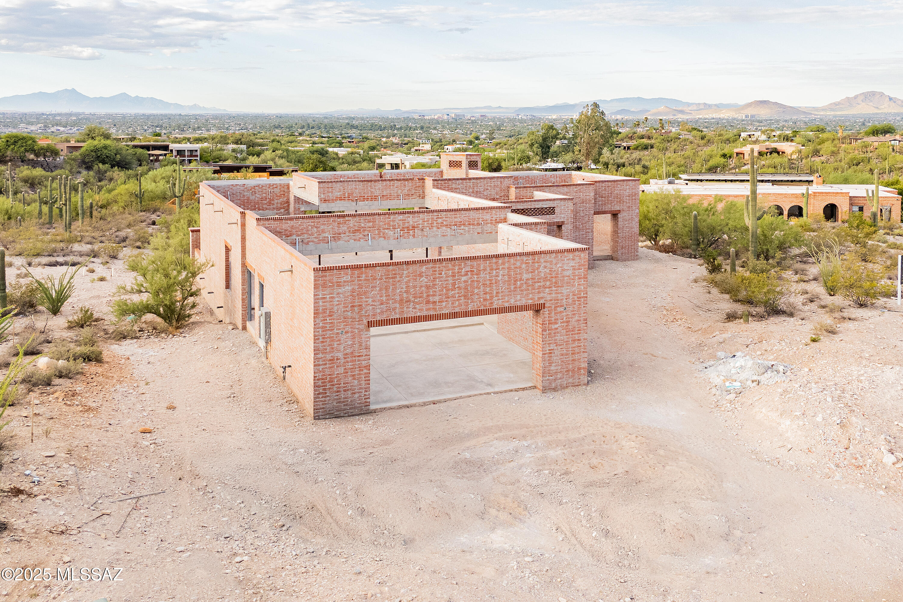 Quintana in the Catalina Foothills - Residential