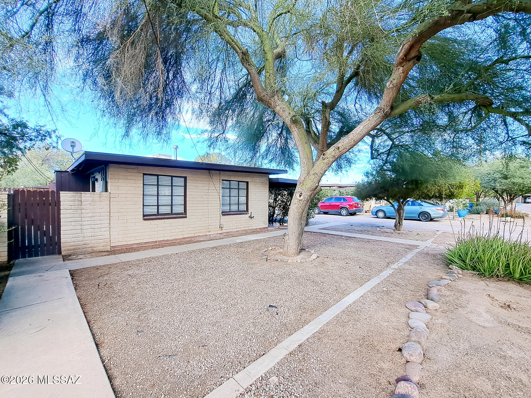 Speedway Park Addition Resub - Residential Lease