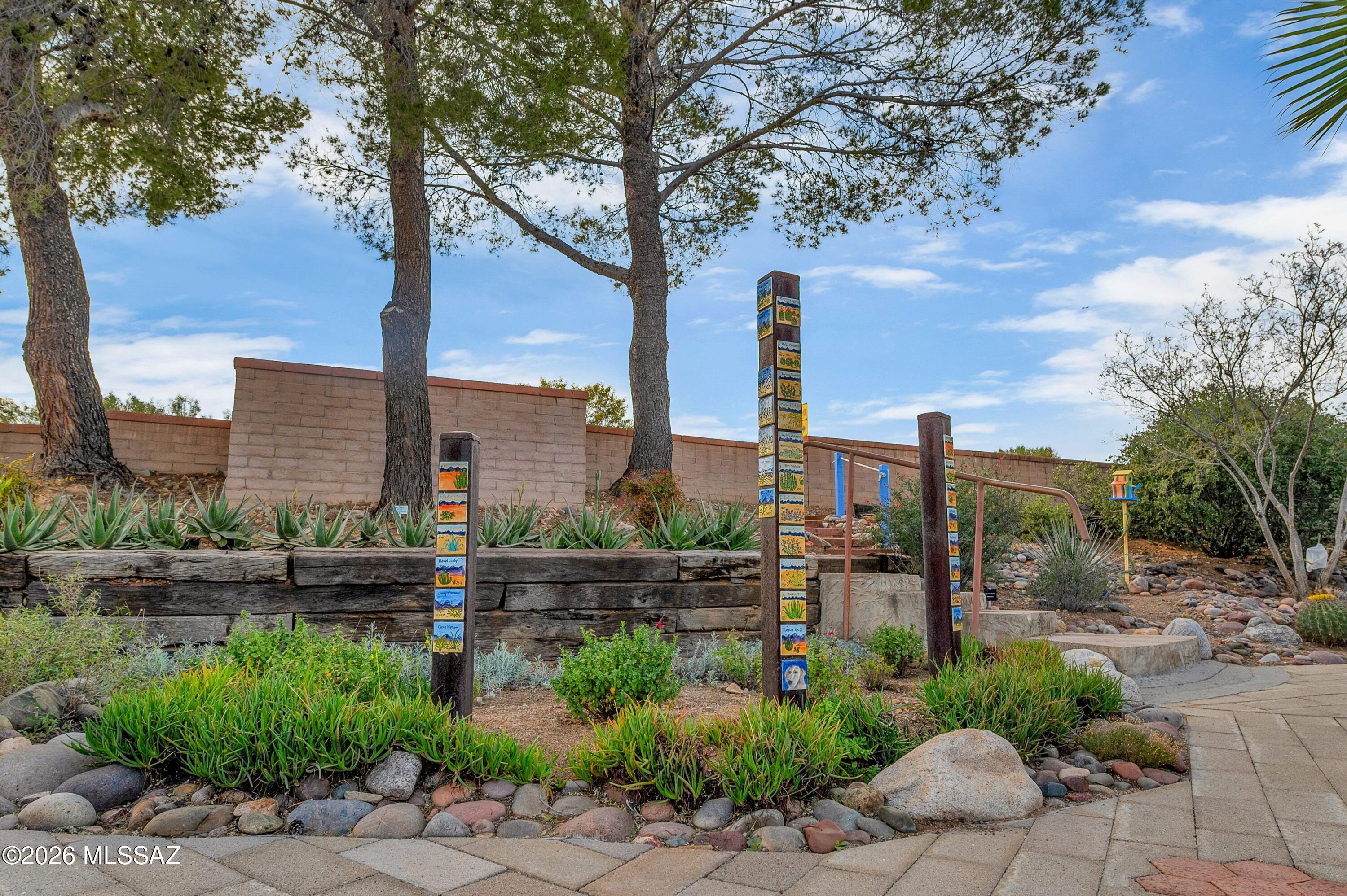 Desert Hills No.1 Townhomes (1-23) - Residential