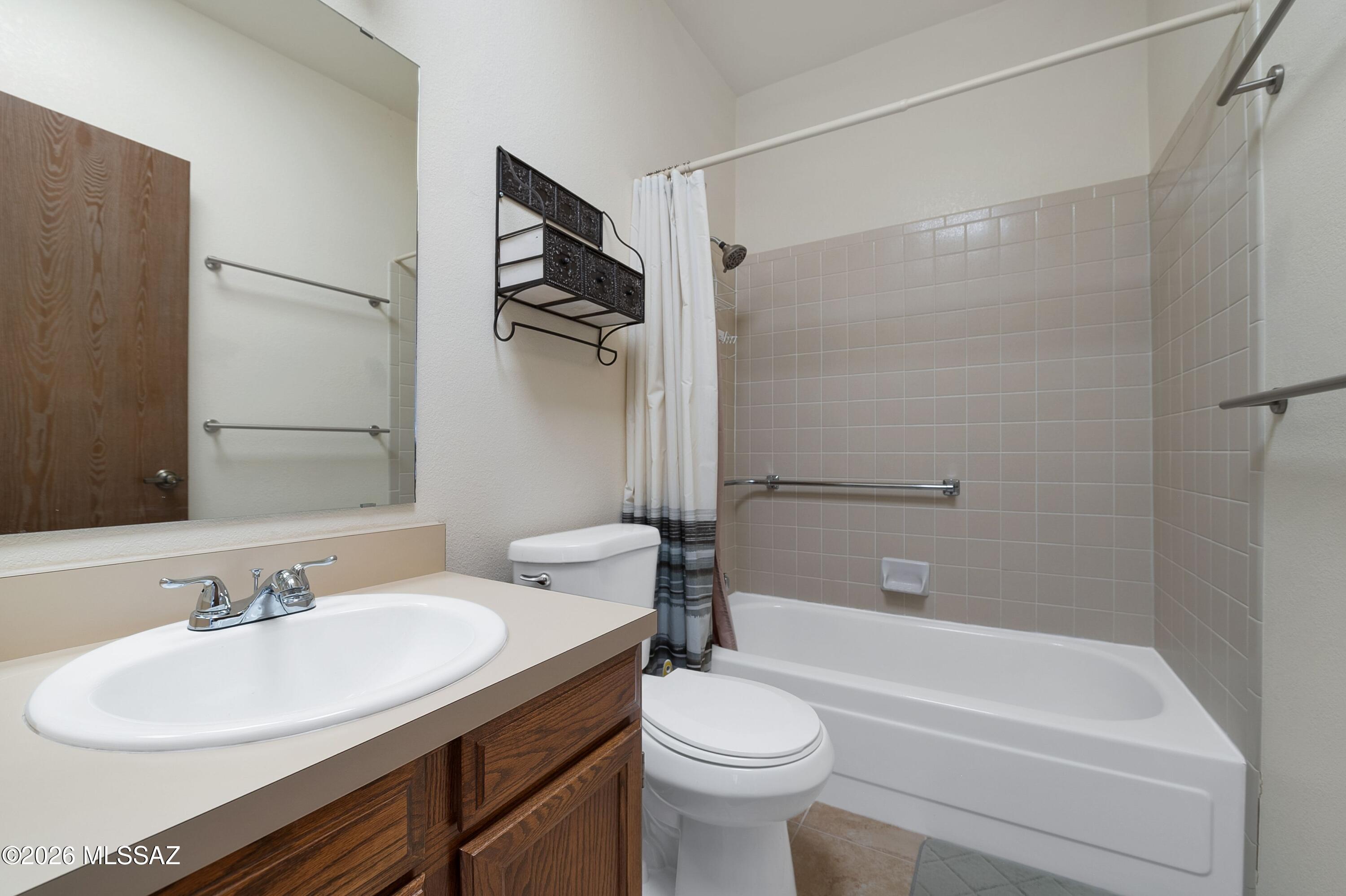 Desert Hills No.1 Townhomes (1-23) - Residential
