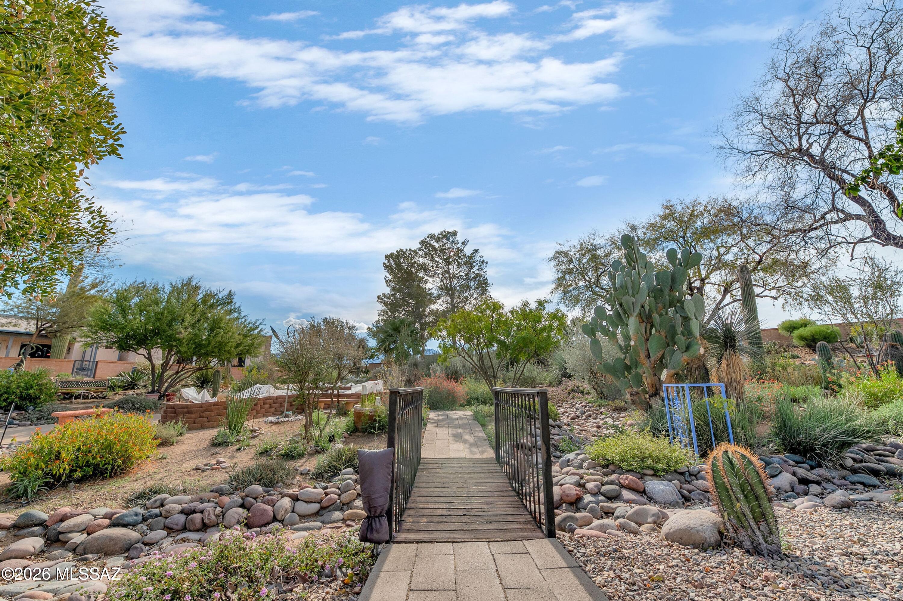 Desert Hills No.1 Townhomes (1-23) - Residential